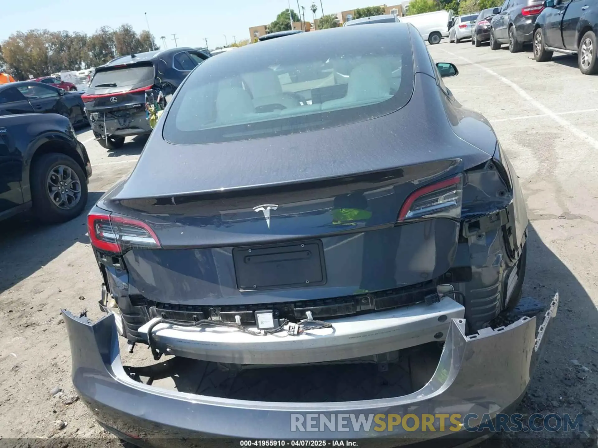 16 fotografías del automóvil dañado 5YJ3E1EA5MF069652 TESLA MODEL 3 2021