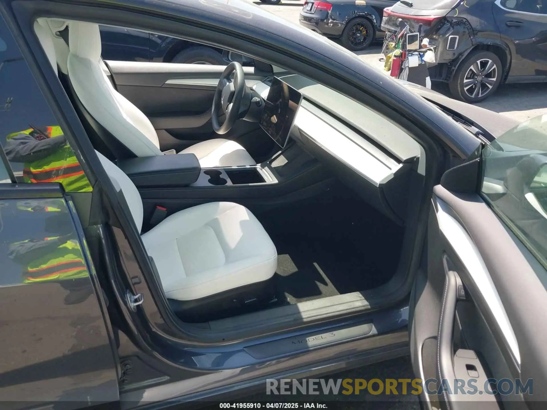 5 fotografías del automóvil dañado 5YJ3E1EA5MF069652 TESLA MODEL 3 2021