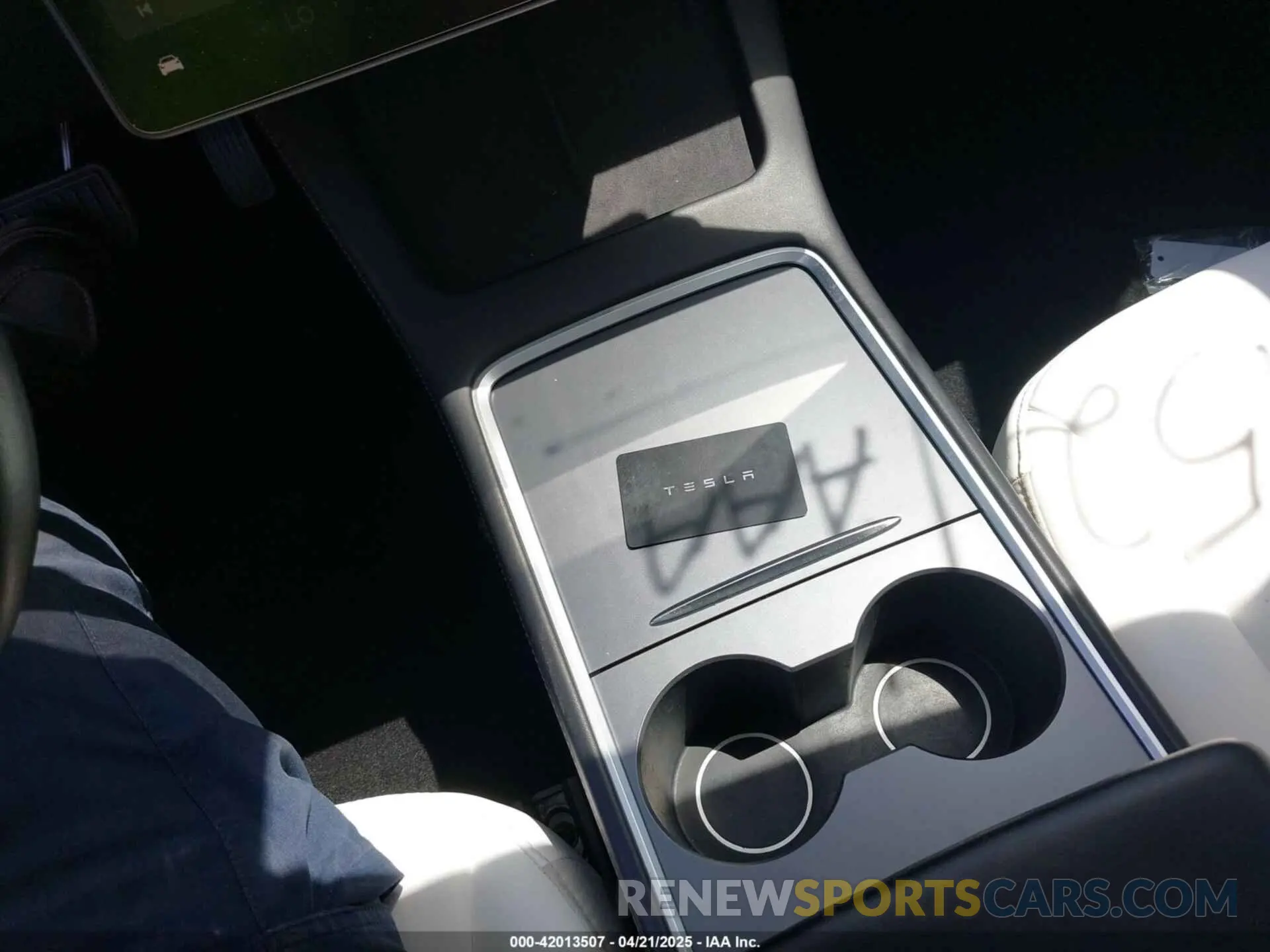 11 fotografías del automóvil dañado 5YJ3E1EA5MF097354 TESLA MODEL 3 2021