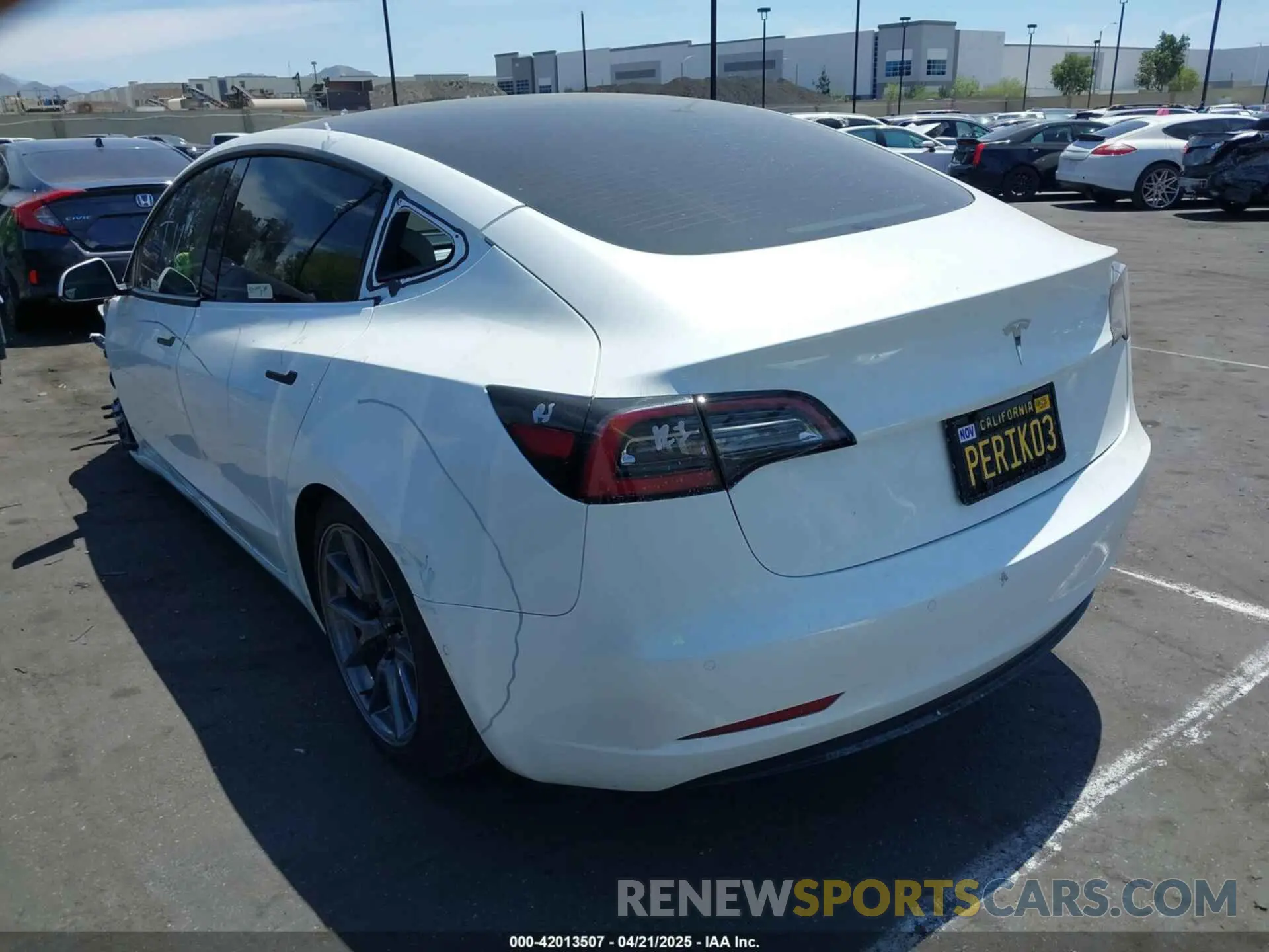 3 fotografías del automóvil dañado 5YJ3E1EA5MF097354 TESLA MODEL 3 2021