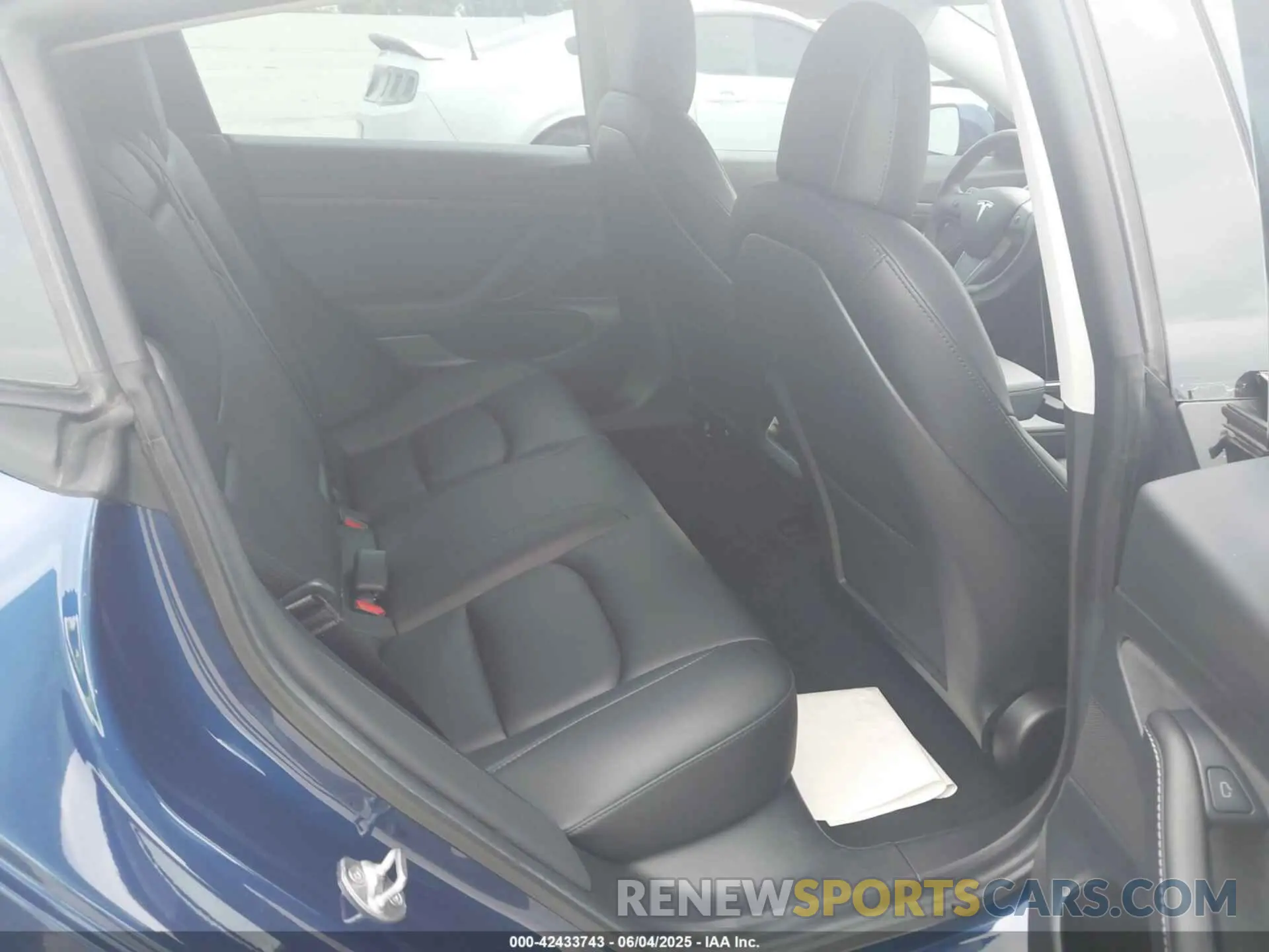 8 fotografías del automóvil dañado 5YJ3E1EA5MF920719 TESLA MODEL 3 2021