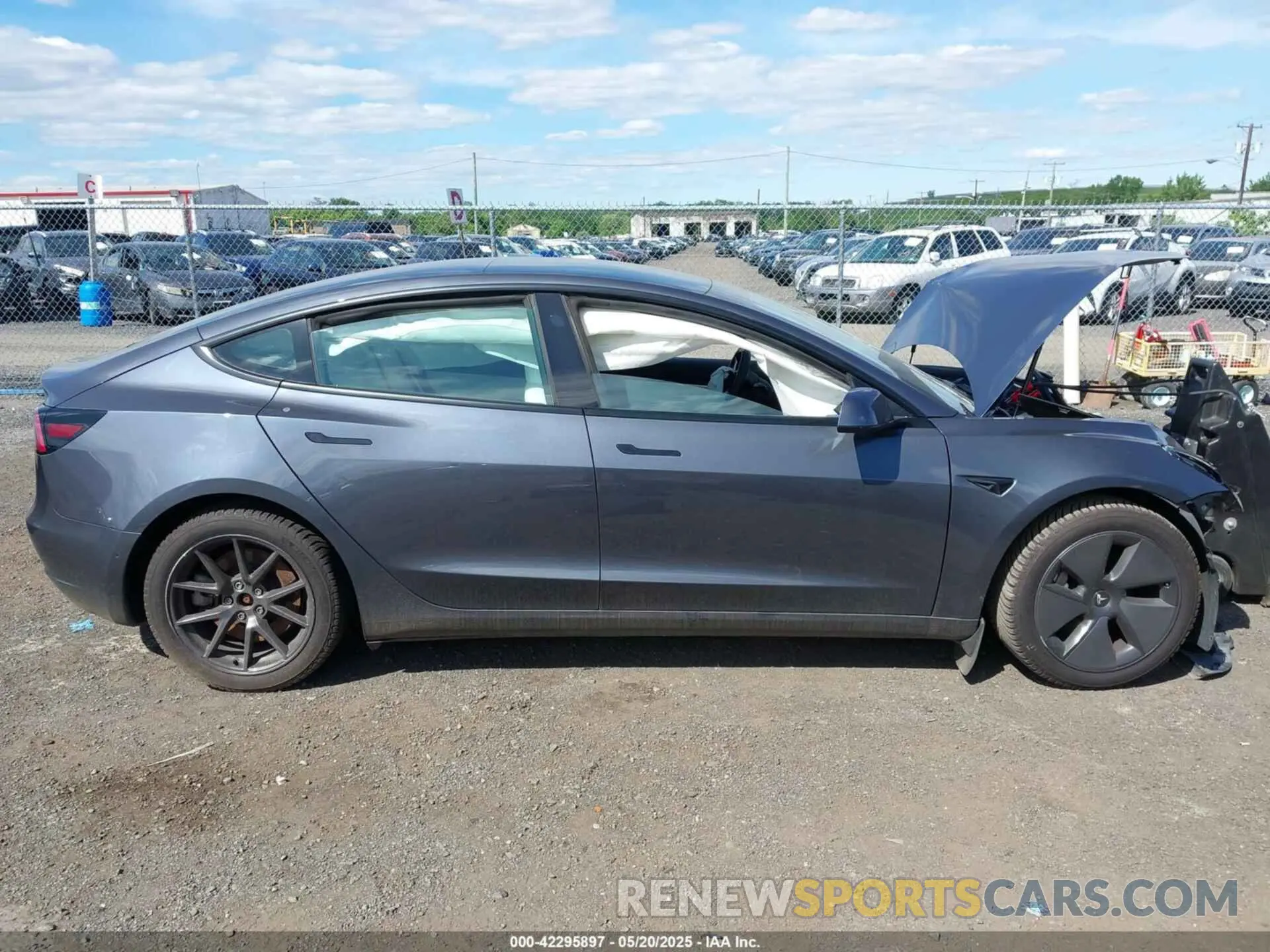 13 fotografías del automóvil dañado 5YJ3E1EA5MF920820 TESLA MODEL 3 2021