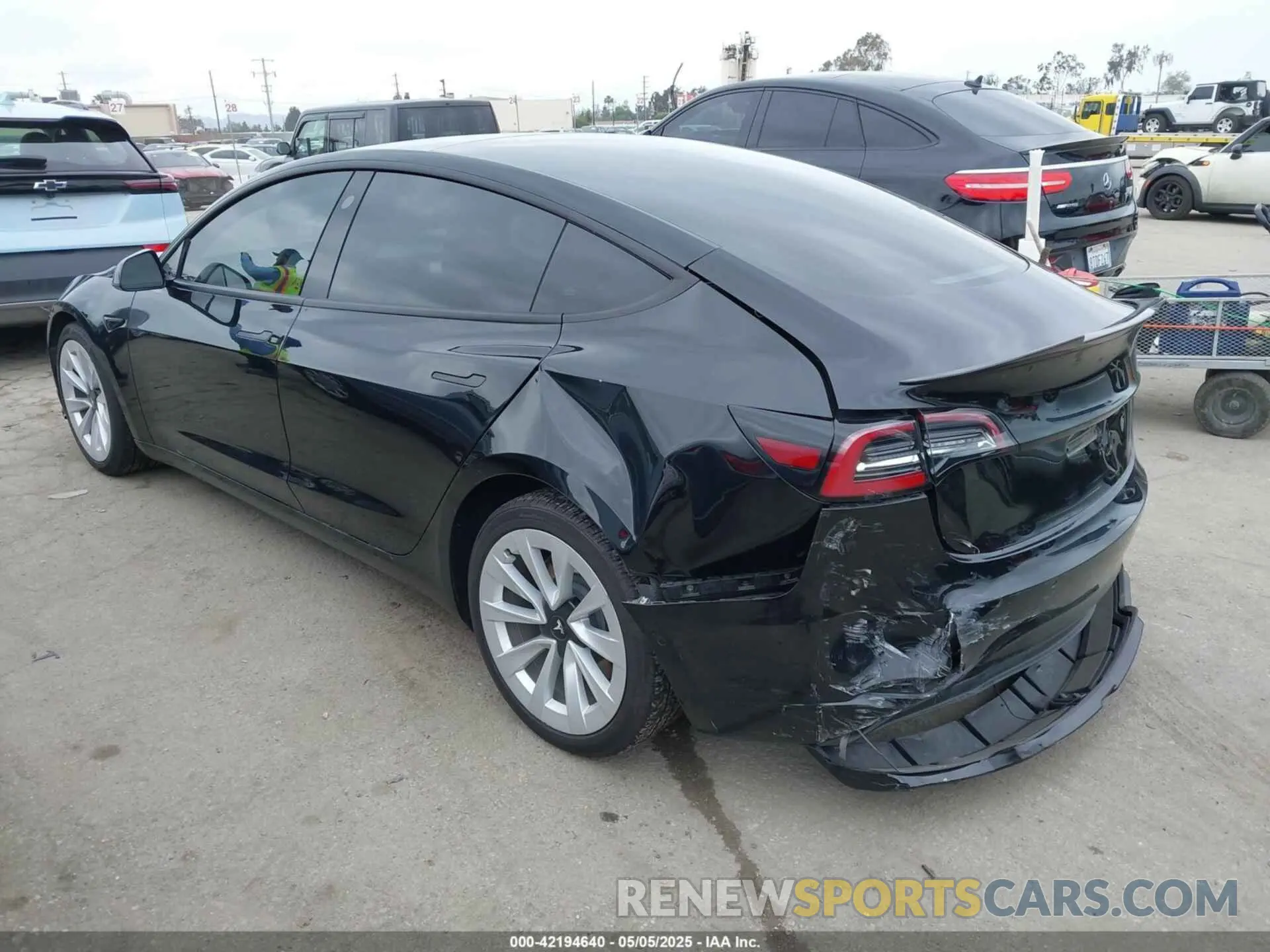 3 fotografías del automóvil dañado 5YJ3E1EA5MF938928 TESLA MODEL 3 2021