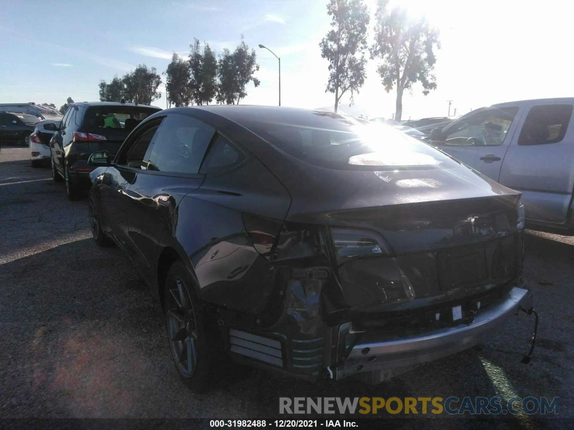 3 fotografías del automóvil dañado 5YJ3E1EA5MF940128 TESLA MODEL 3 2021