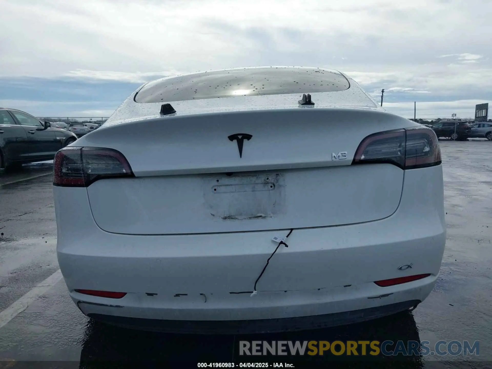 15 fotografías del automóvil dañado 5YJ3E1EA5MF976255 TESLA MODEL 3 2021