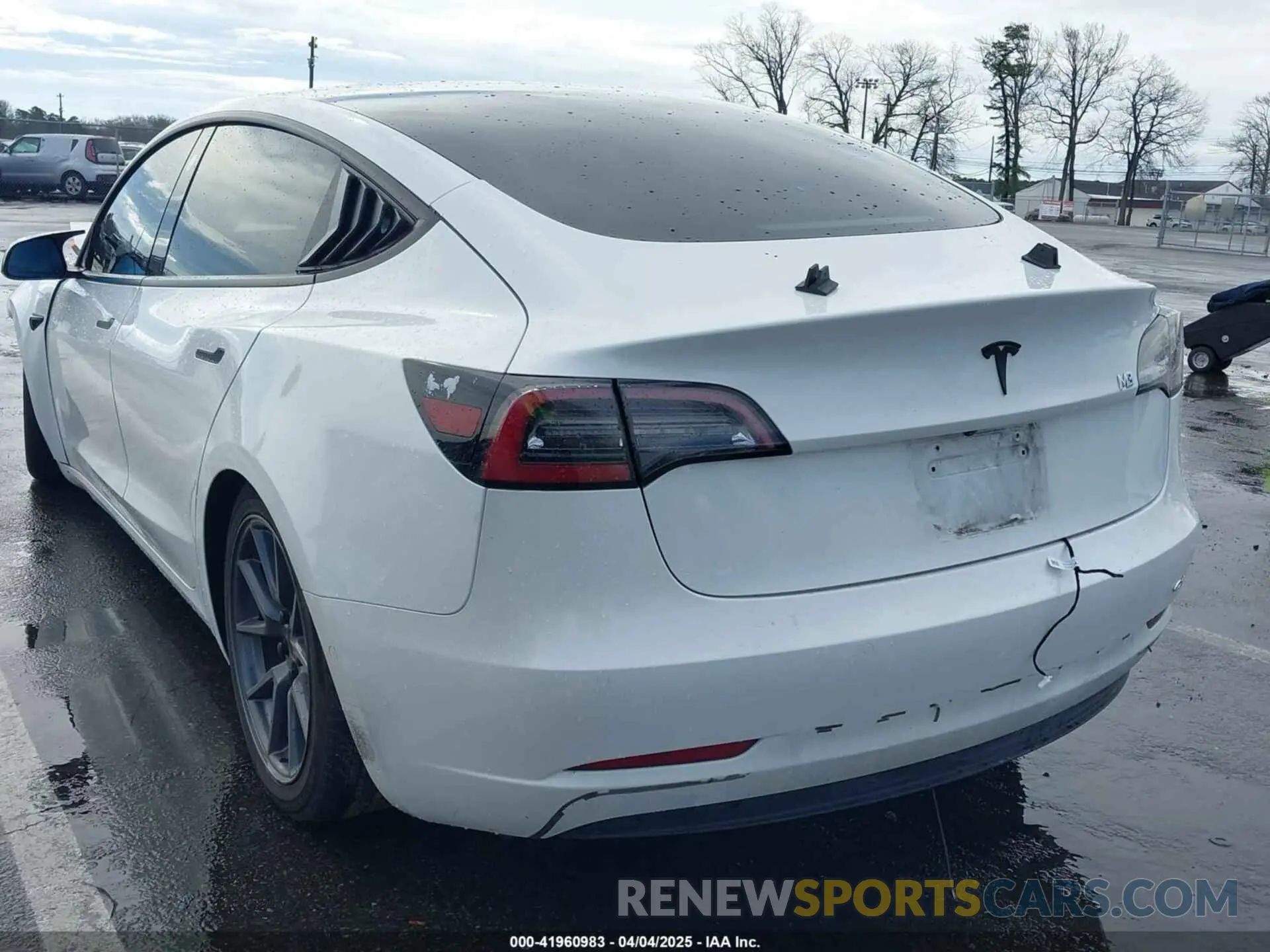 3 fotografías del automóvil dañado 5YJ3E1EA5MF976255 TESLA MODEL 3 2021