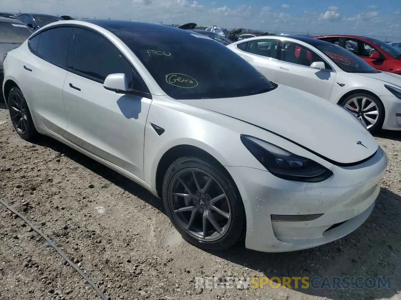 4 fotografías del automóvil dañado 5YJ3E1EA6MF047210 TESLA MODEL 3 2021