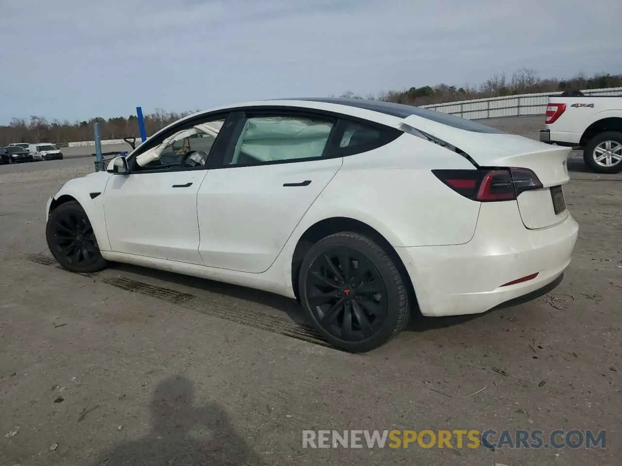 2 fotografías del automóvil dañado 5YJ3E1EA6MF048261 TESLA MODEL 3 2021