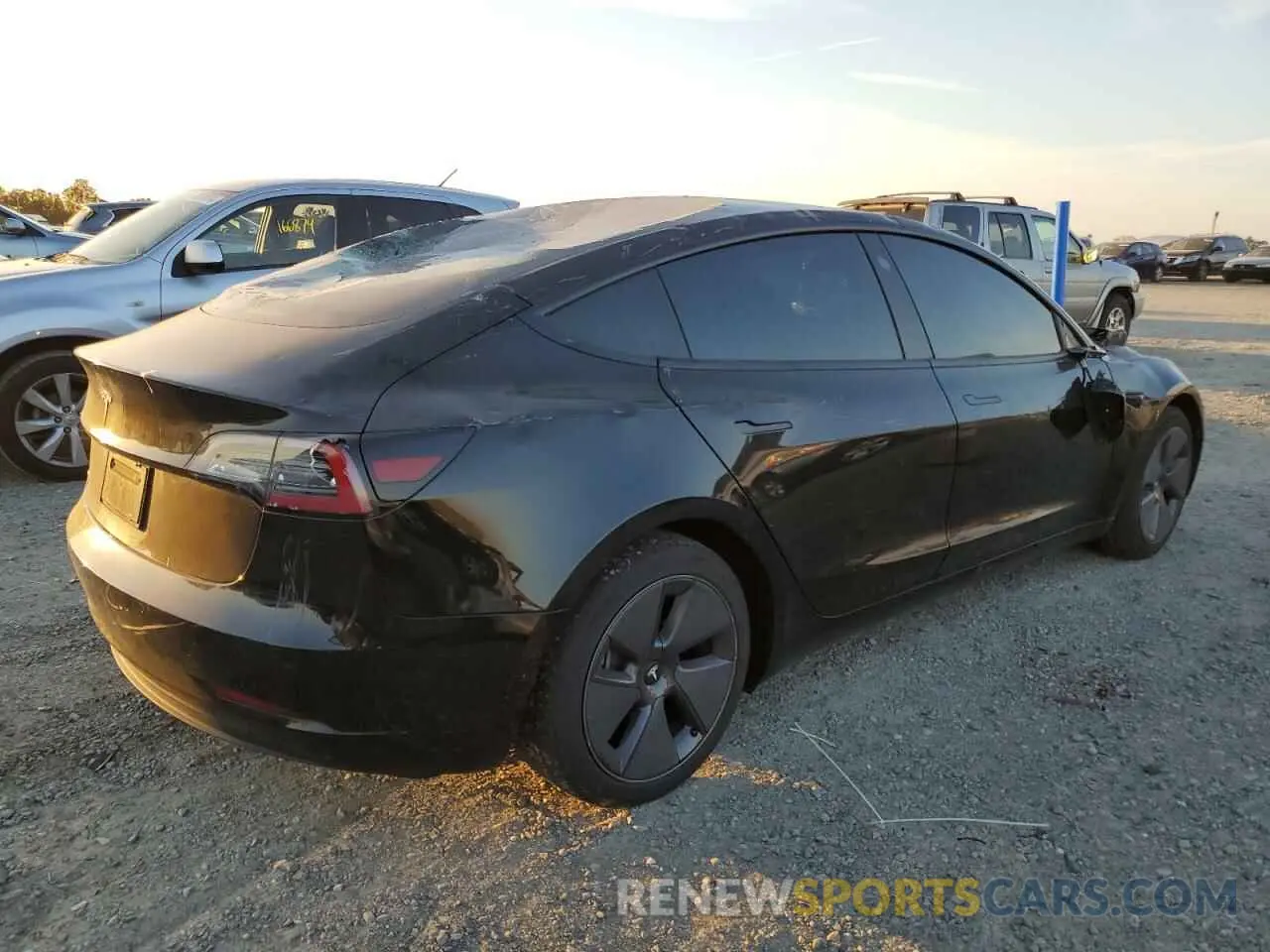 3 fotografías del automóvil dañado 5YJ3E1EA6MF067098 TESLA MODEL 3 2021
