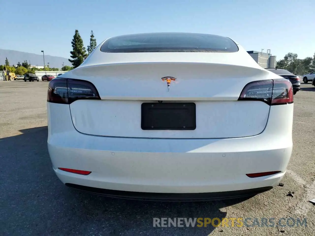 6 fotografías del automóvil dañado 5YJ3E1EA6MF082832 TESLA MODEL 3 2021