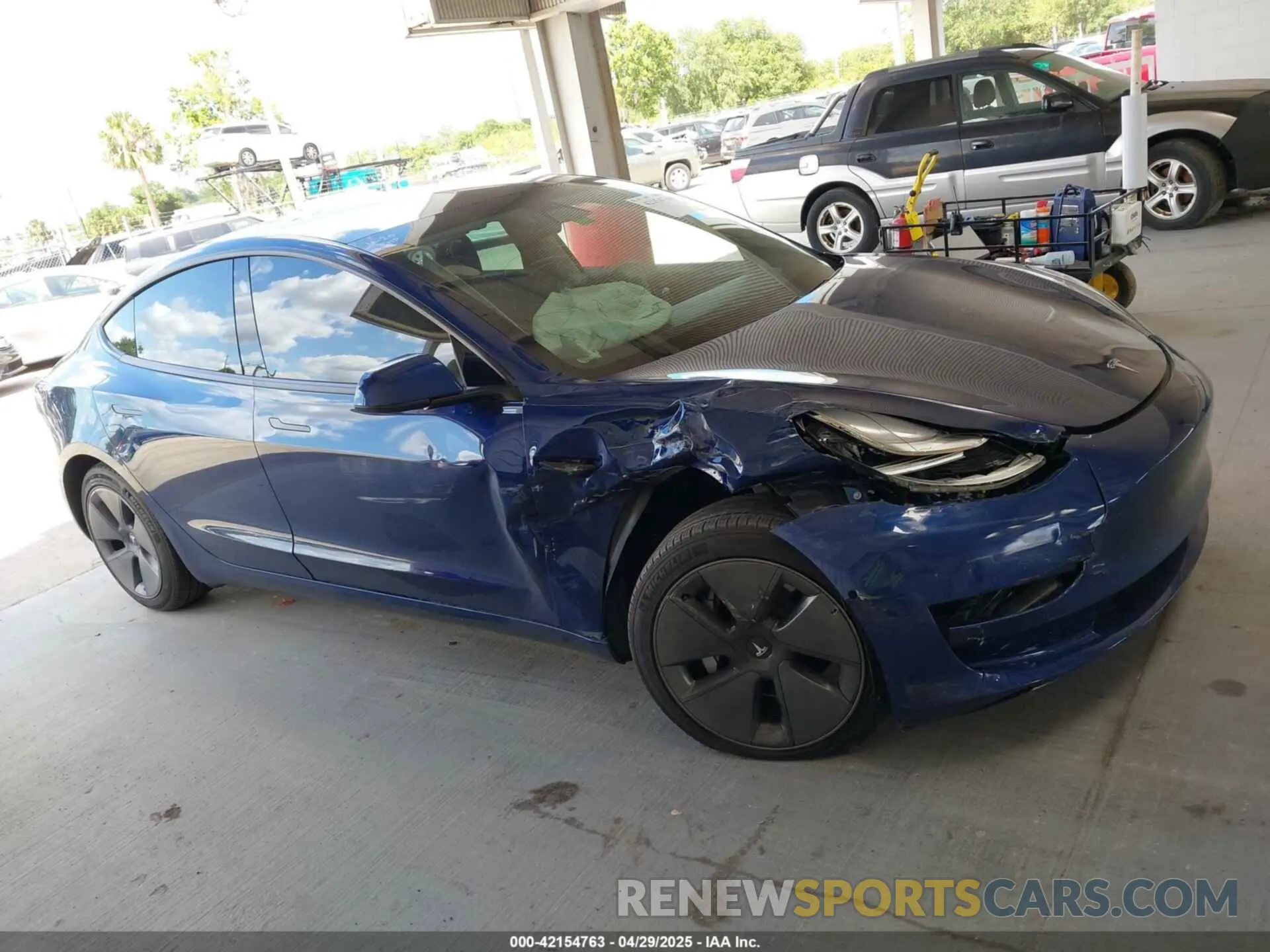 12 fotografías del automóvil dañado 5YJ3E1EA6MF860949 TESLA MODEL 3 2021