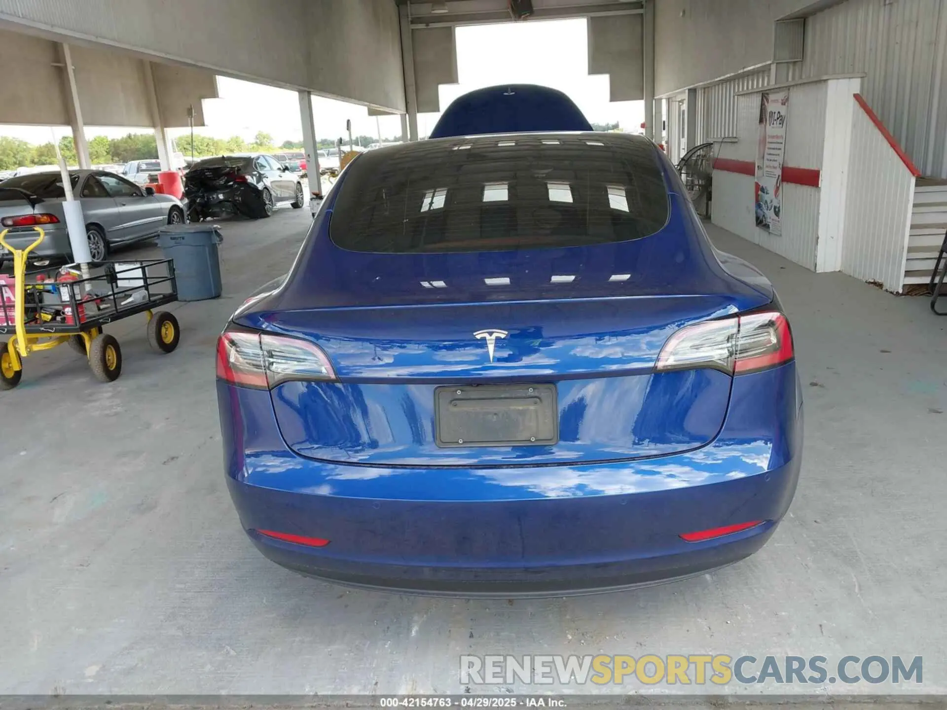 15 fotografías del automóvil dañado 5YJ3E1EA6MF860949 TESLA MODEL 3 2021