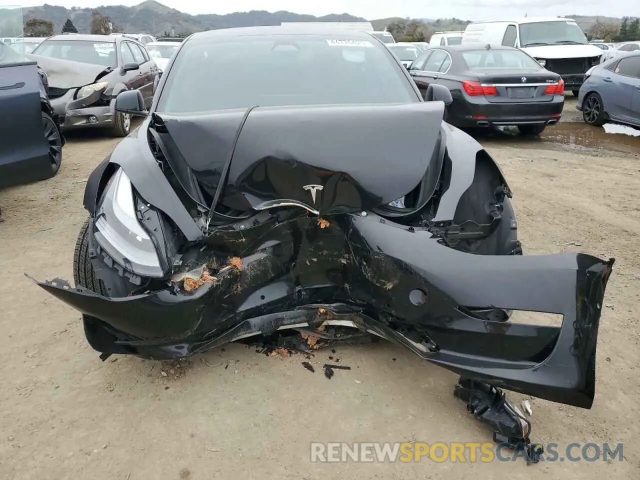 5 fotografías del automóvil dañado 5YJ3E1EA6MF877752 TESLA MODEL 3 2021