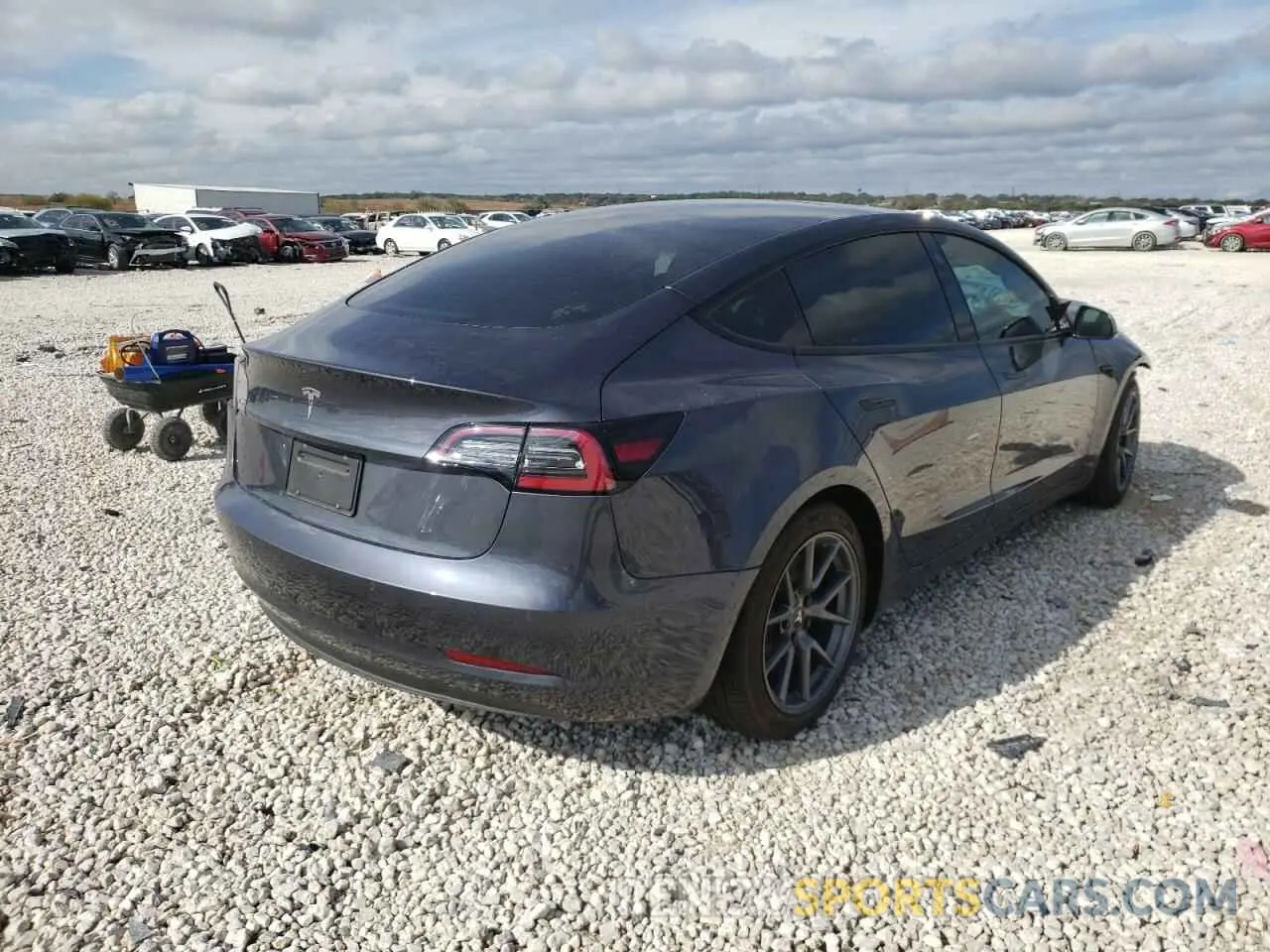 4 fotografías del automóvil dañado 5YJ3E1EA6MF994716 TESLA MODEL 3 2021