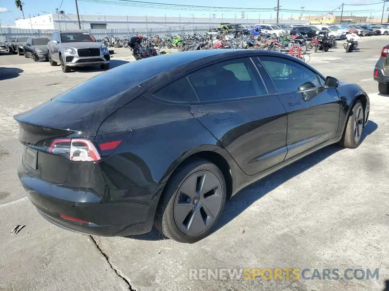 3 fotografías del automóvil dañado 5YJ3E1EA6MF998796 TESLA MODEL 3 2021