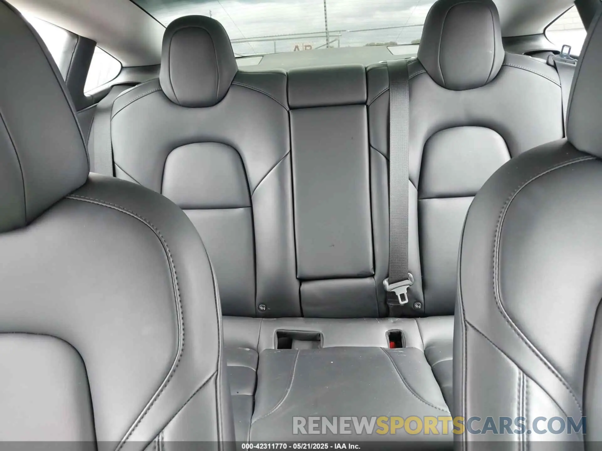 8 fotografías del automóvil dañado 5YJ3E1EA7MF042291 TESLA MODEL 3 2021