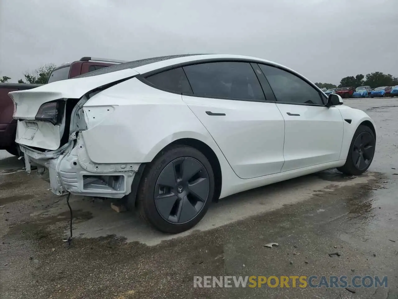 3 fotografías del automóvil dañado 5YJ3E1EA7MF077400 TESLA MODEL 3 2021