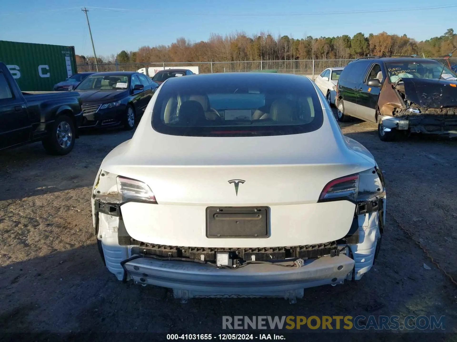 17 fotografías del automóvil dañado 5YJ3E1EA7MF861009 TESLA MODEL 3 2021