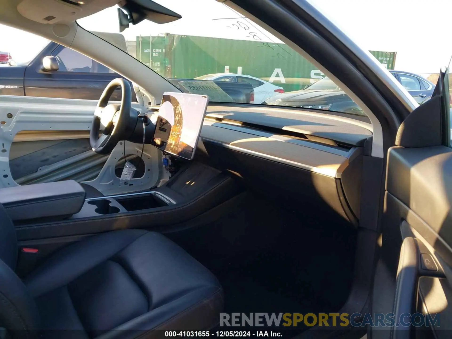5 fotografías del automóvil dañado 5YJ3E1EA7MF861009 TESLA MODEL 3 2021
