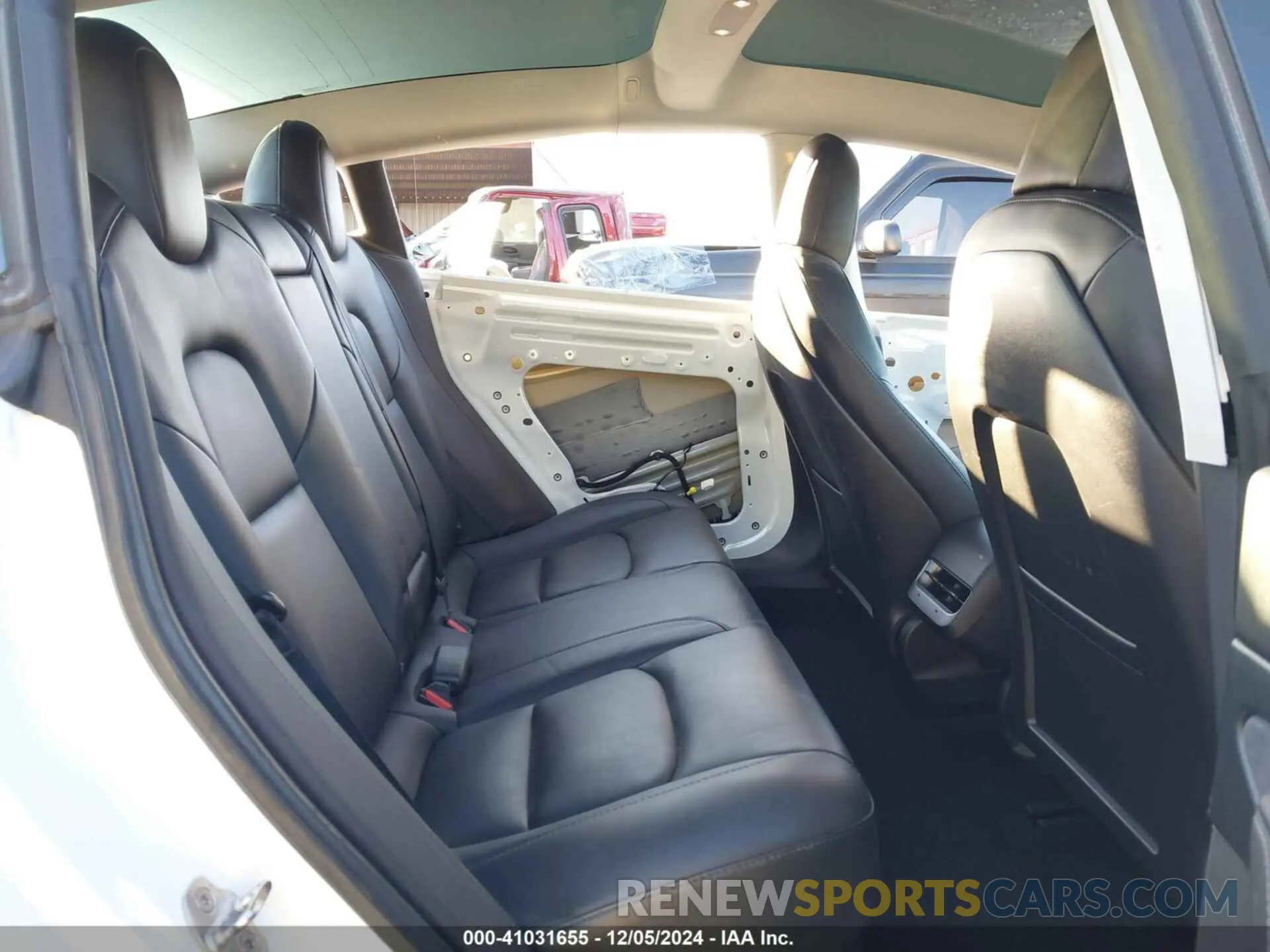 8 fotografías del automóvil dañado 5YJ3E1EA7MF861009 TESLA MODEL 3 2021