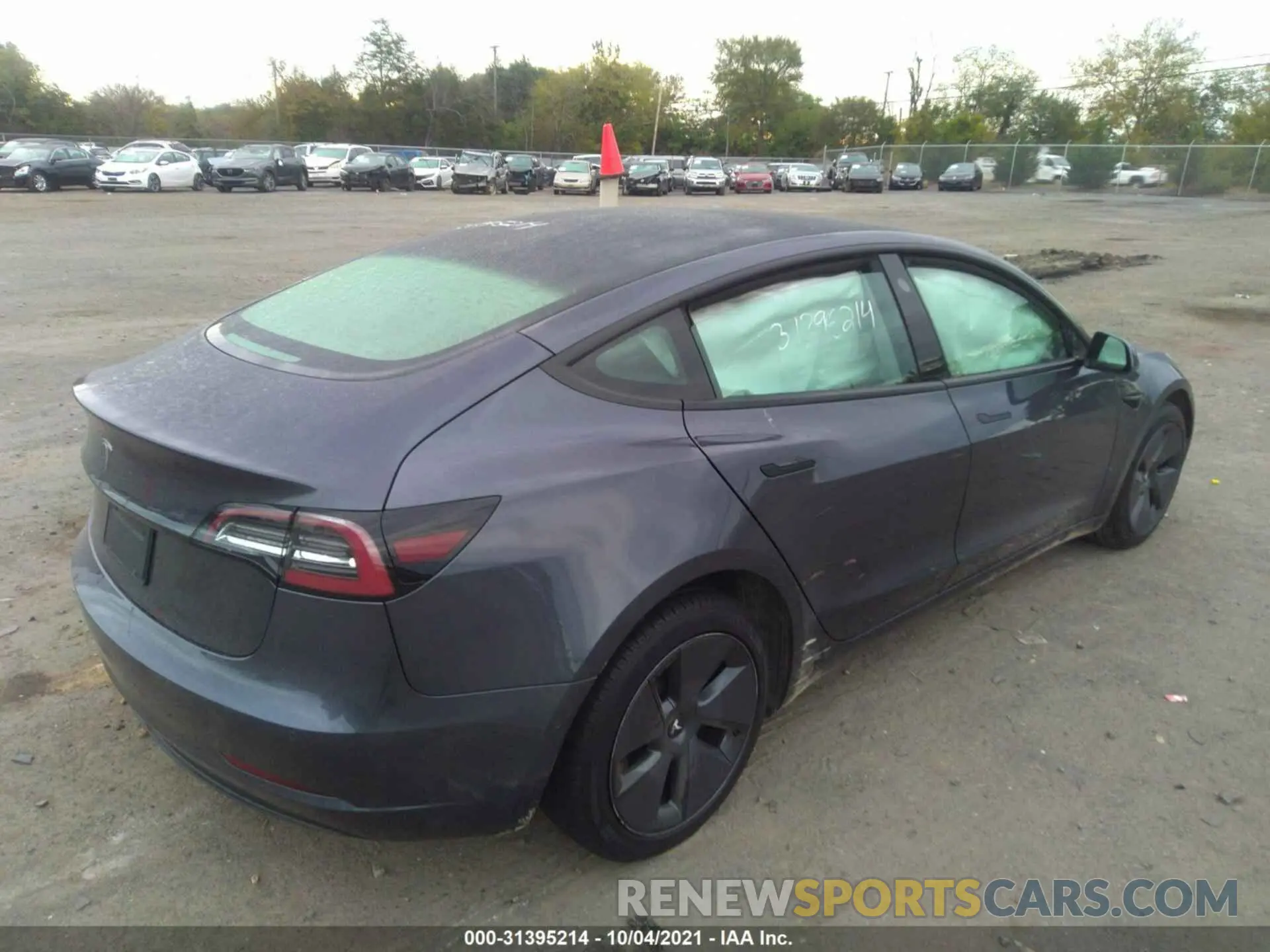 4 fotografías del automóvil dañado 5YJ3E1EA7MF974040 TESLA MODEL 3 2021