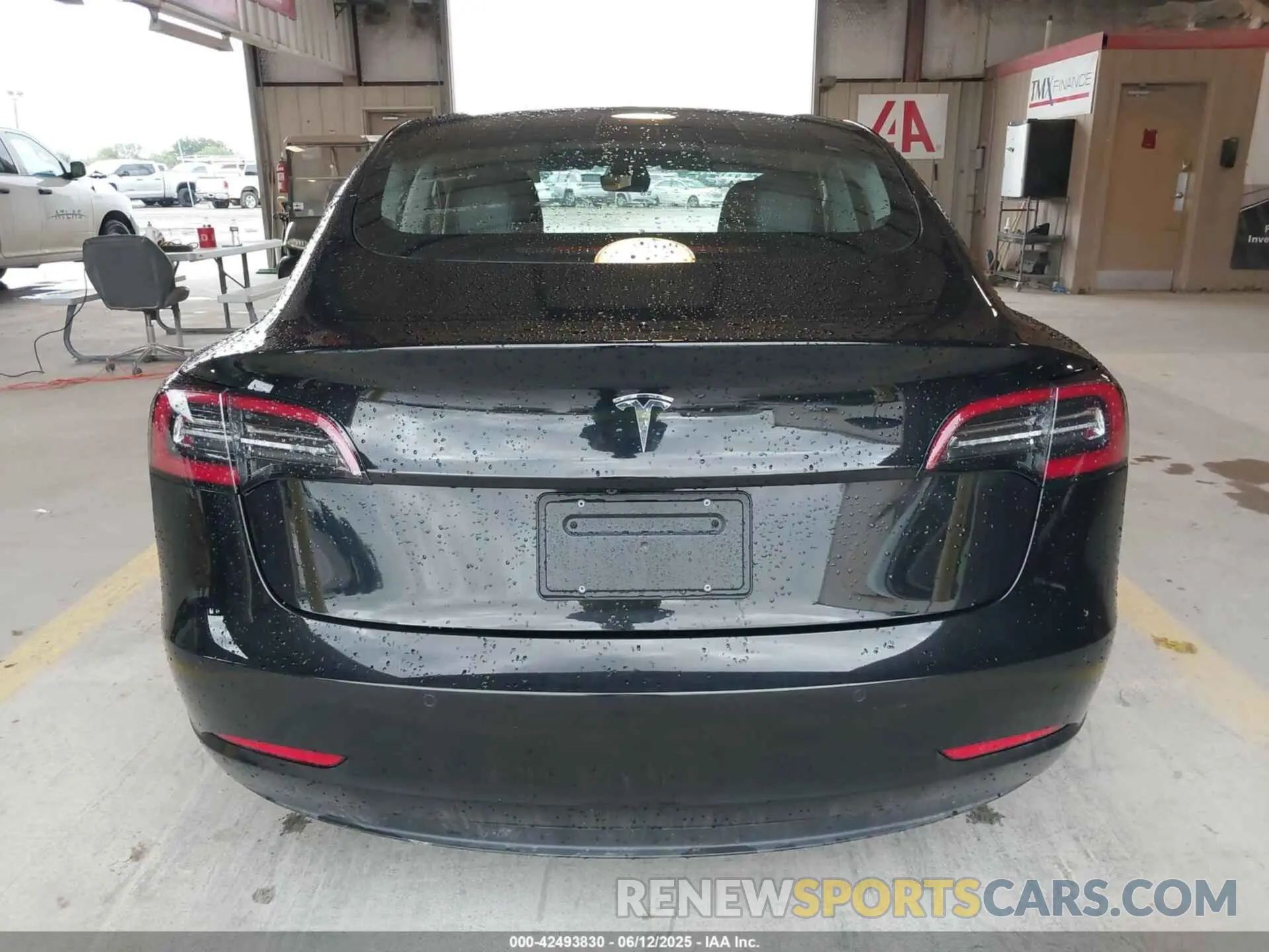 16 fotografías del automóvil dañado 5YJ3E1EA7MF986818 TESLA MODEL 3 2021