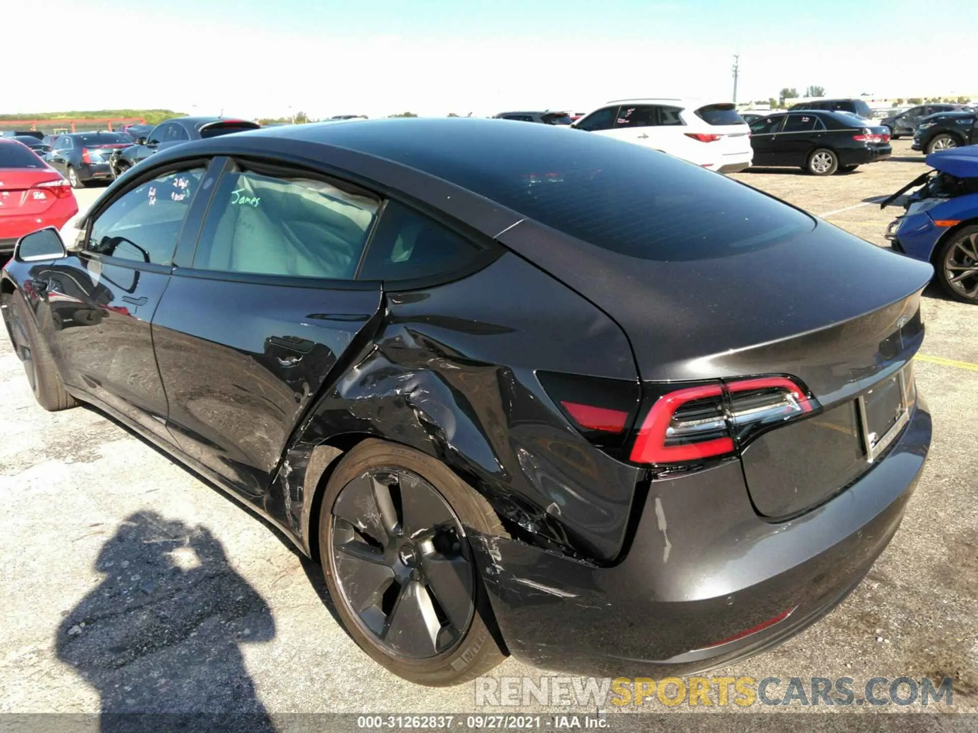 3 fotografías del automóvil dañado 5YJ3E1EA8MF030456 TESLA MODEL 3 2021