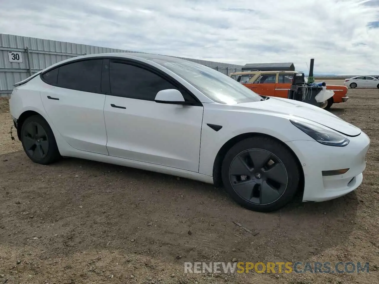 4 fotografías del automóvil dañado 5YJ3E1EA8MF045989 TESLA MODEL 3 2021