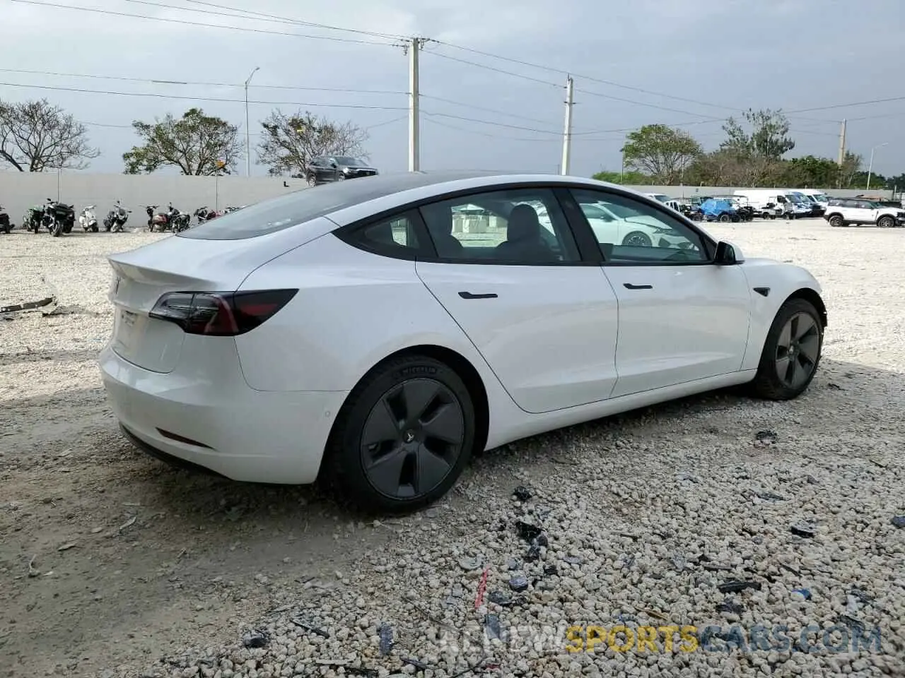 3 fotografías del automóvil dañado 5YJ3E1EA8MF082315 TESLA MODEL 3 2021