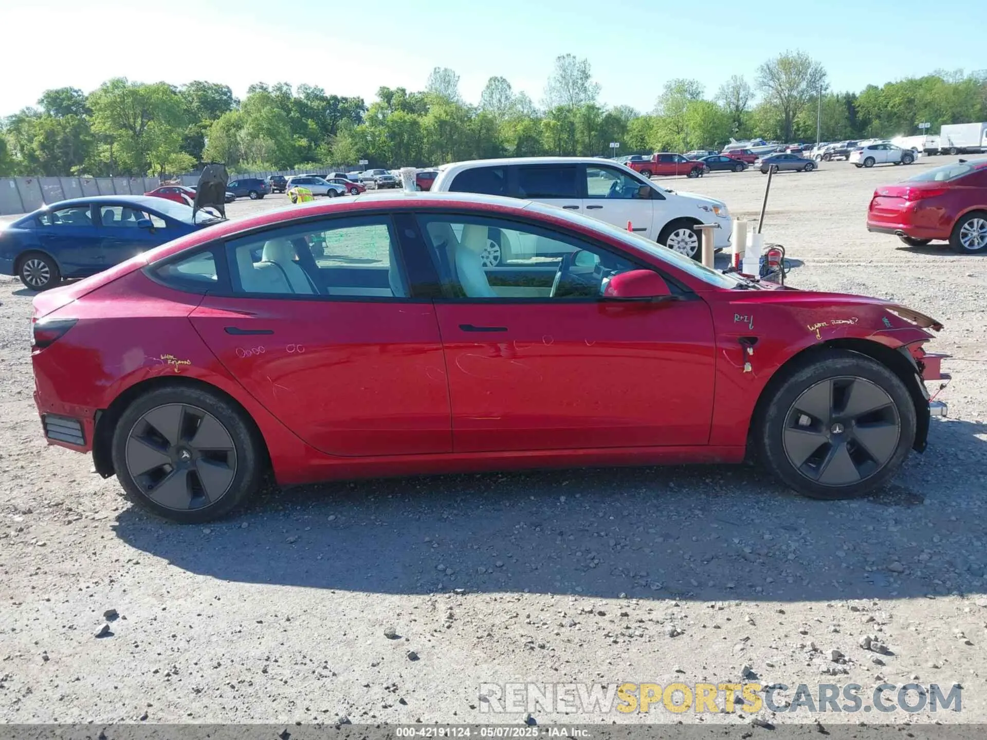 13 fotografías del automóvil dañado 5YJ3E1EA8MF842663 TESLA MODEL 3 2021