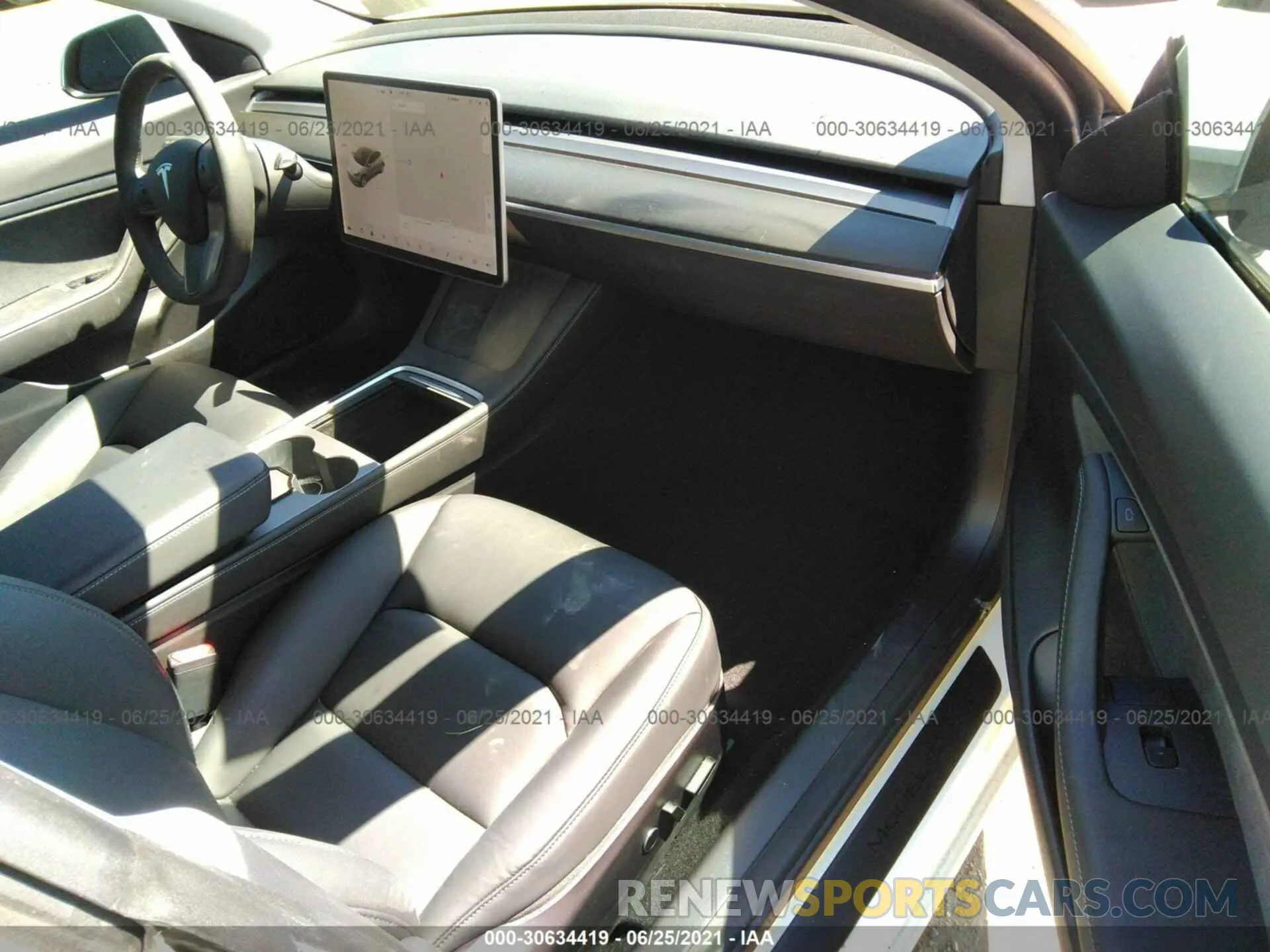 5 fotografías del automóvil dañado 5YJ3E1EA8MF867661 TESLA MODEL 3 2021