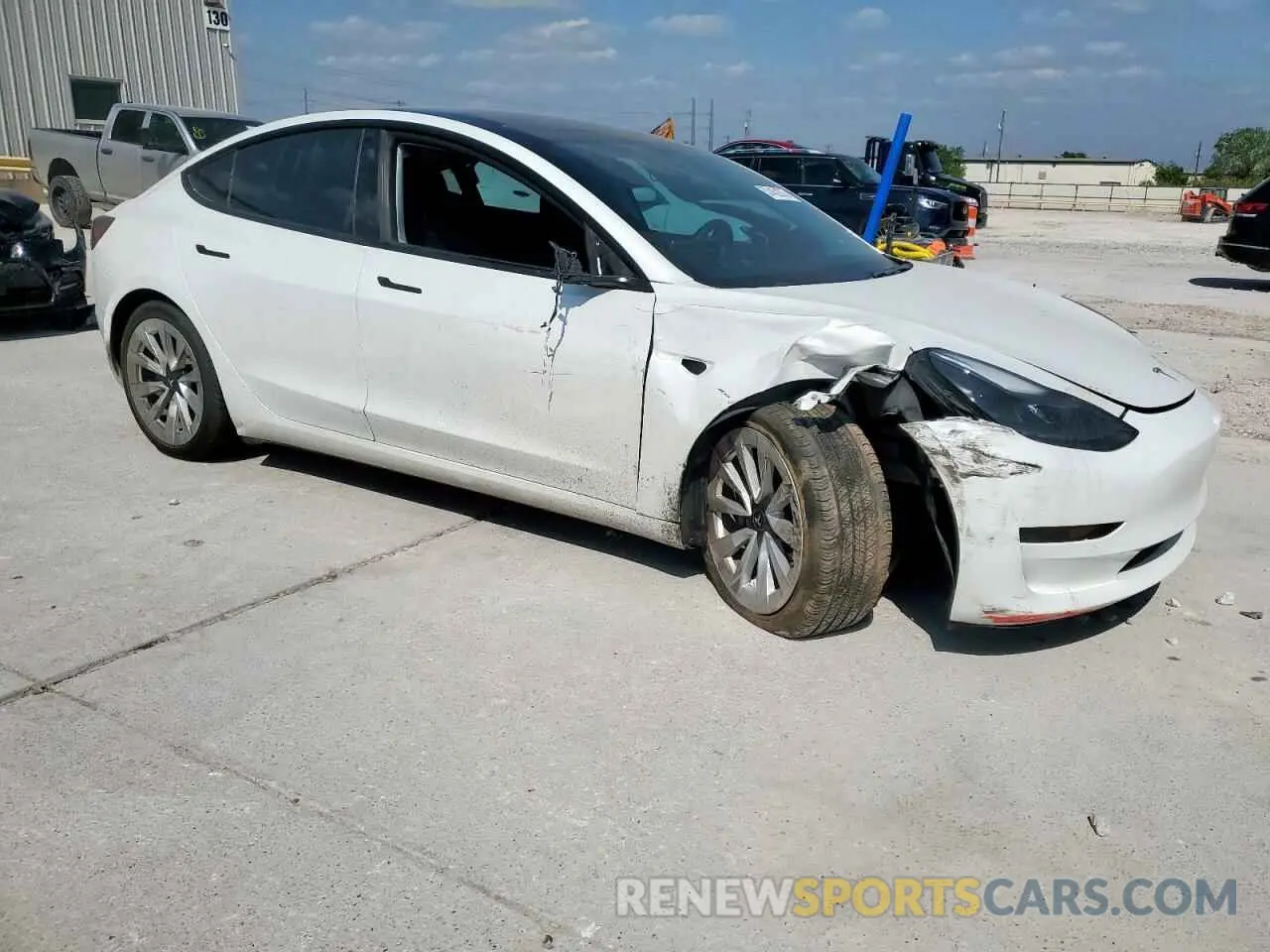 4 fotografías del automóvil dañado 5YJ3E1EA8MF961717 TESLA MODEL 3 2021