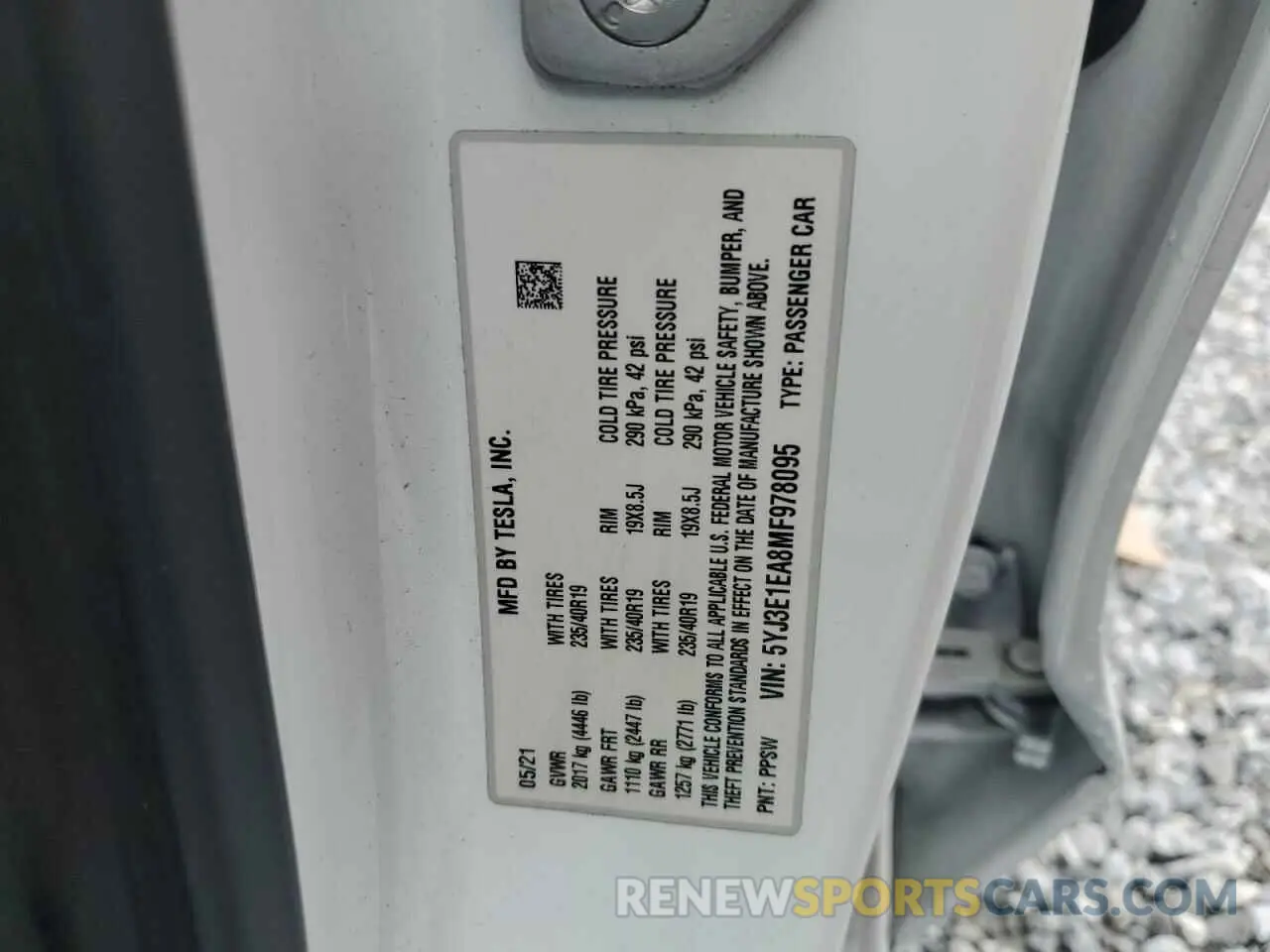 13 fotografías del automóvil dañado 5YJ3E1EA8MF978095 TESLA MODEL 3 2021