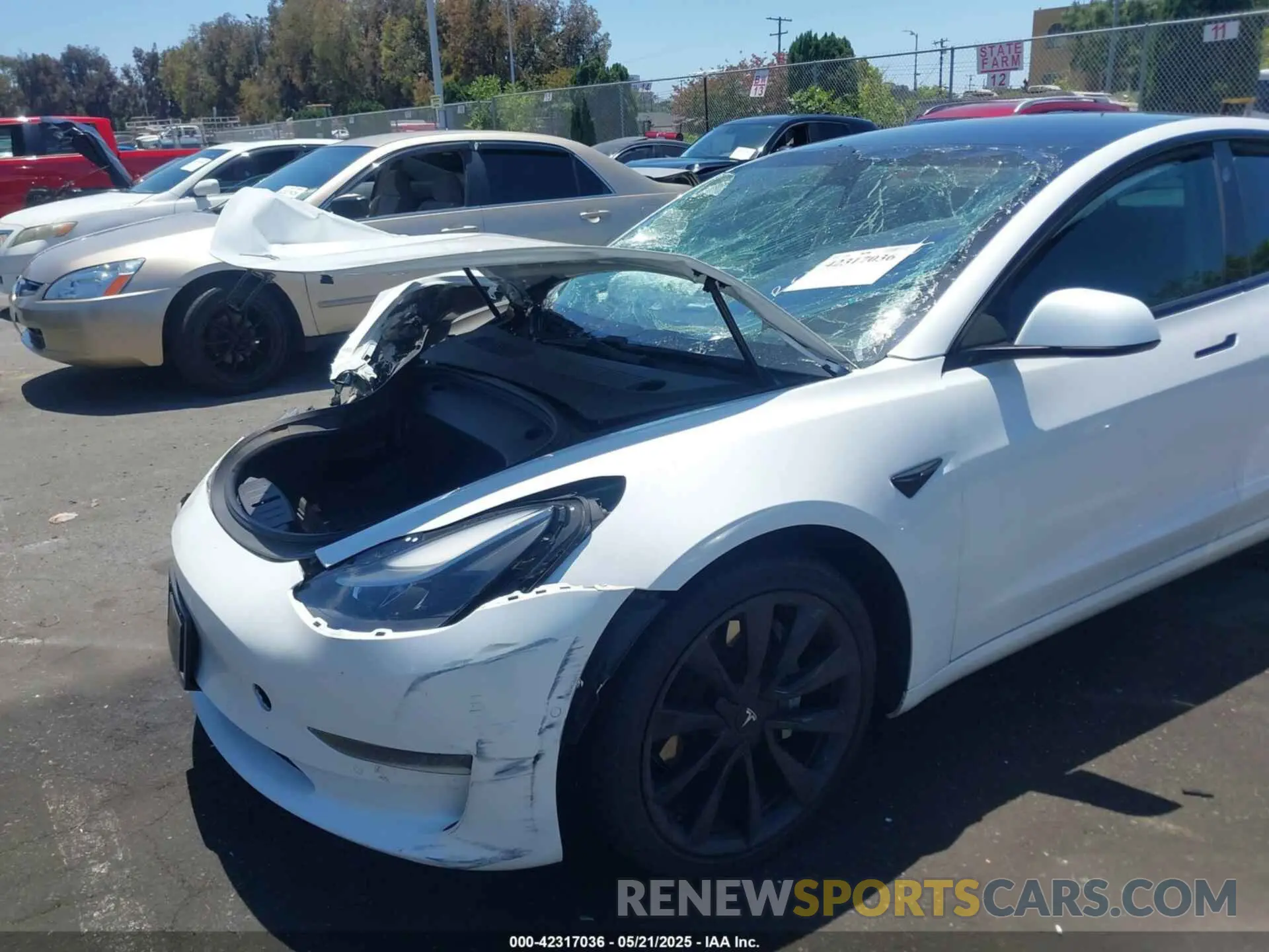 19 fotografías del automóvil dañado 5YJ3E1EA9MF001936 TESLA MODEL 3 2021