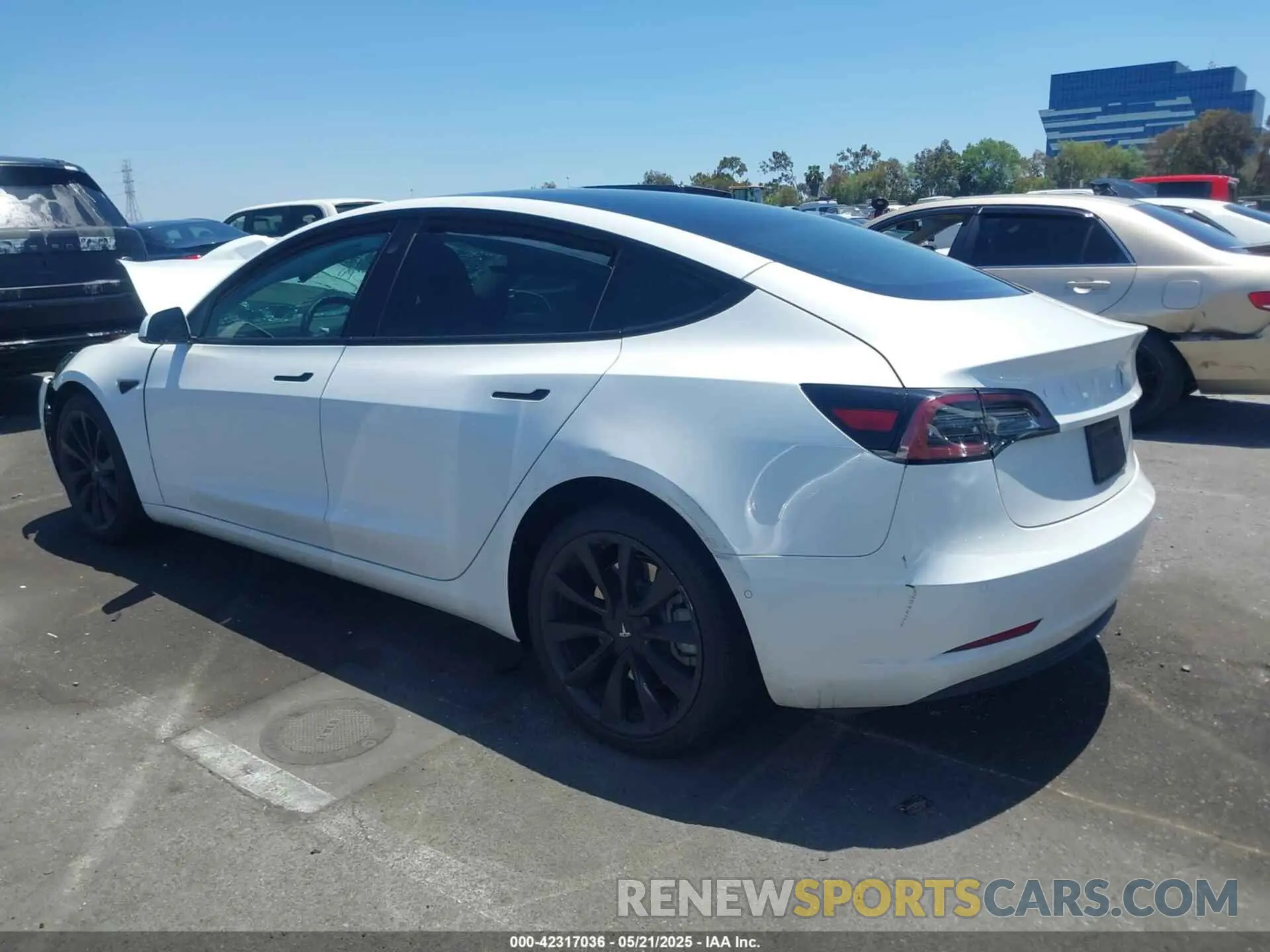 3 fotografías del automóvil dañado 5YJ3E1EA9MF001936 TESLA MODEL 3 2021