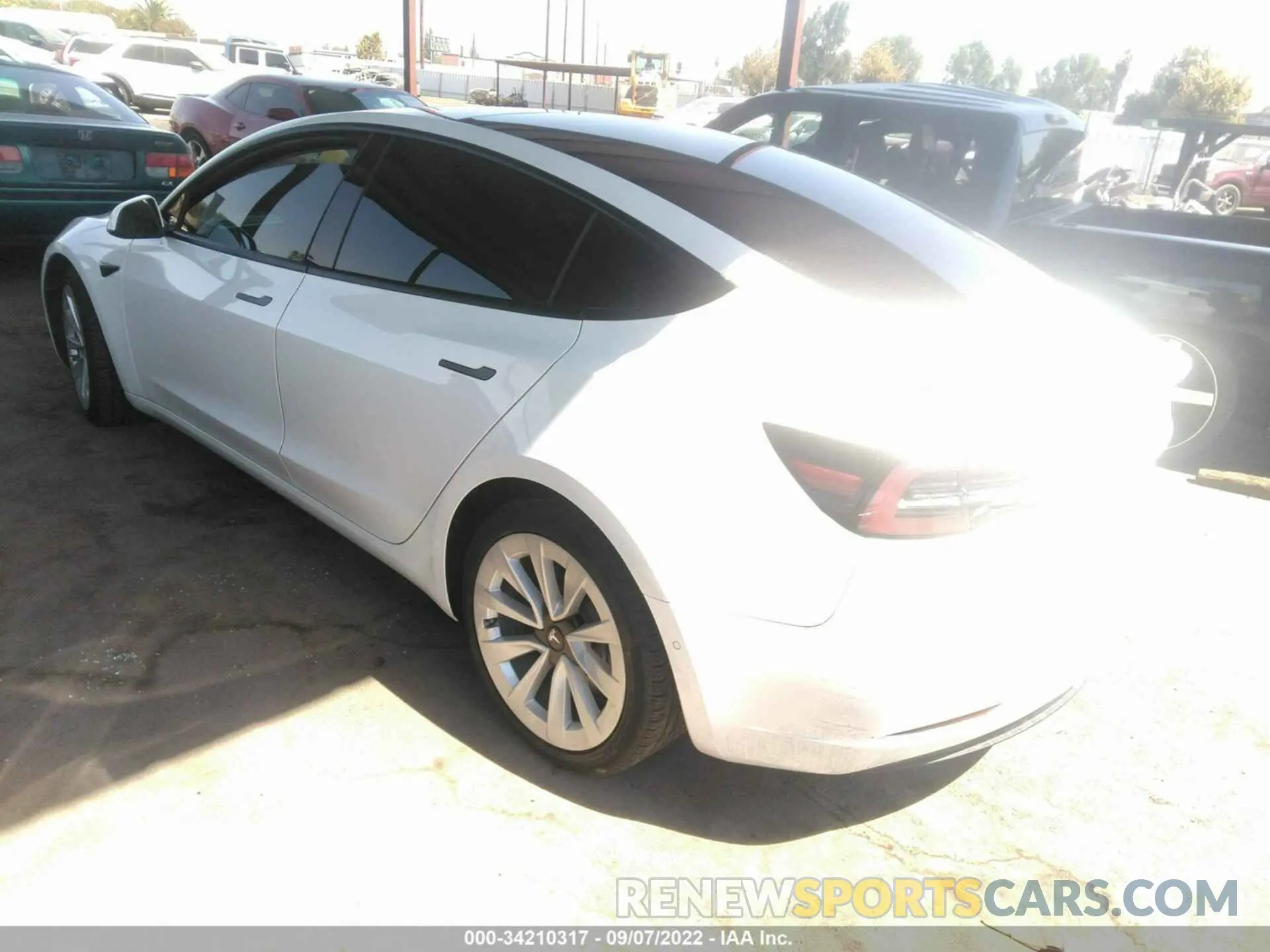 3 fotografías del automóvil dañado 5YJ3E1EA9MF018218 TESLA MODEL 3 2021