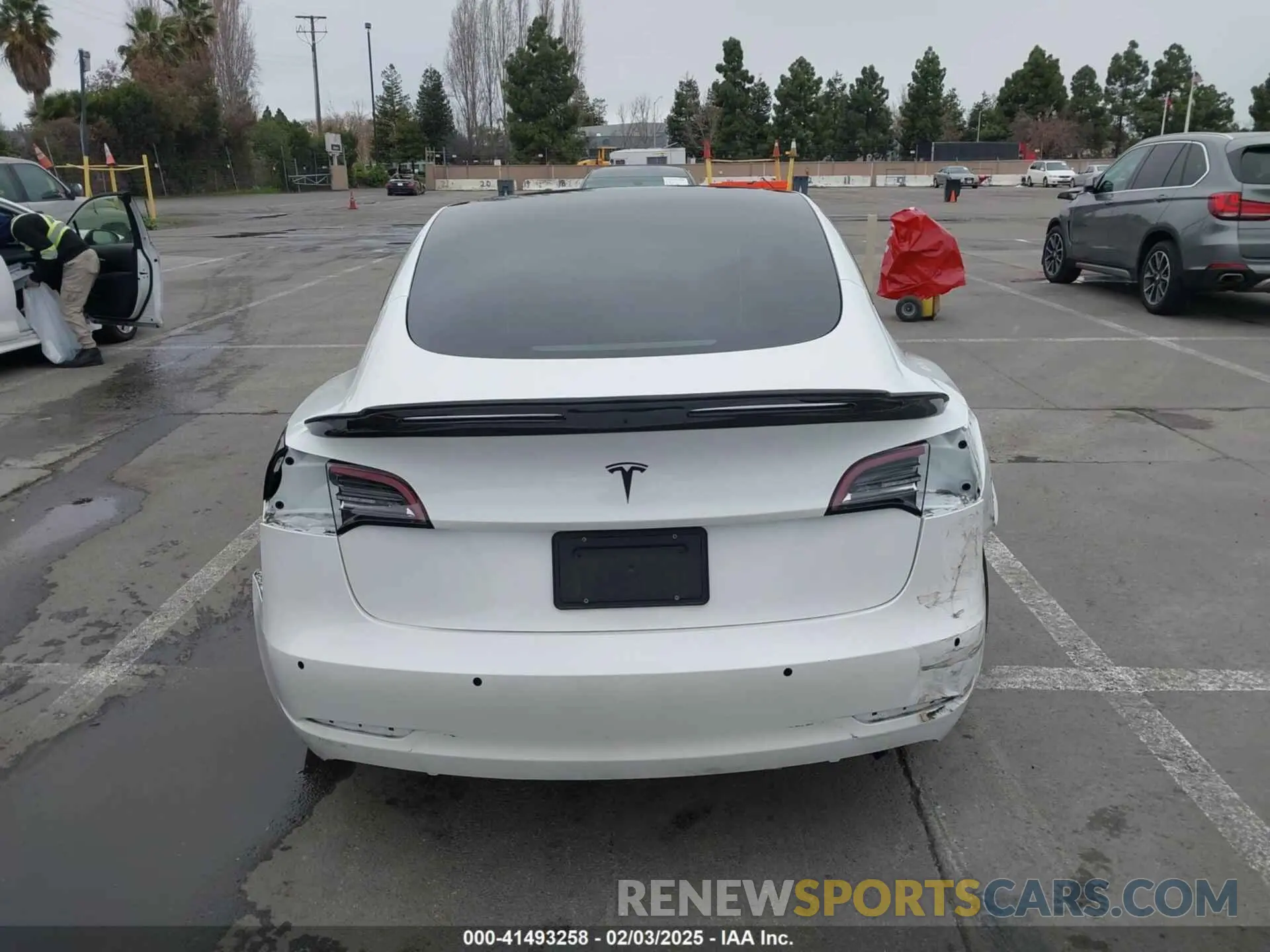 17 fotografías del automóvil dañado 5YJ3E1EA9MF051204 TESLA MODEL 3 2021