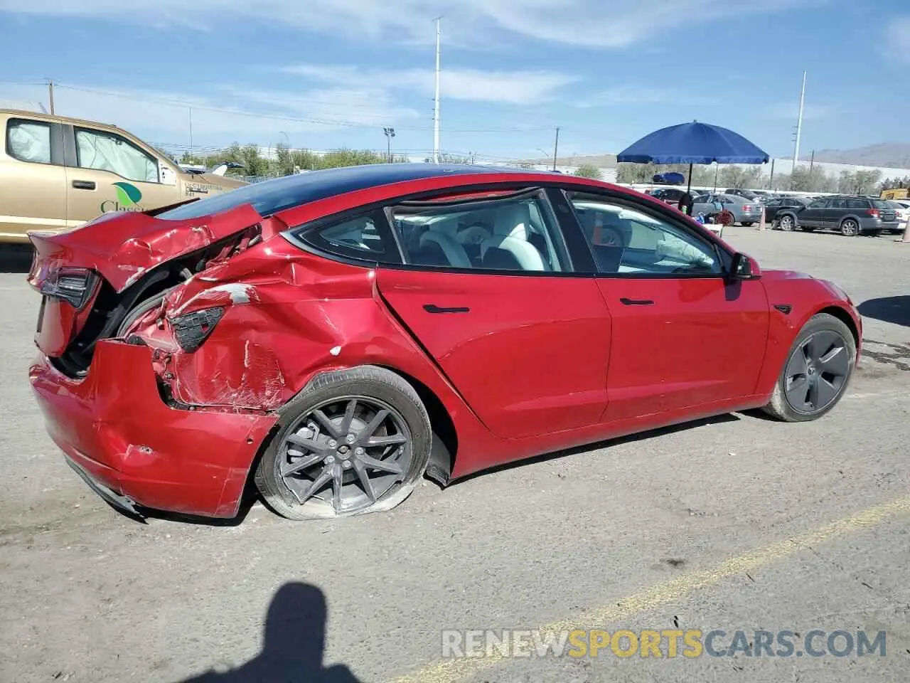 3 fotografías del automóvil dañado 5YJ3E1EA9MF070657 TESLA MODEL 3 2021