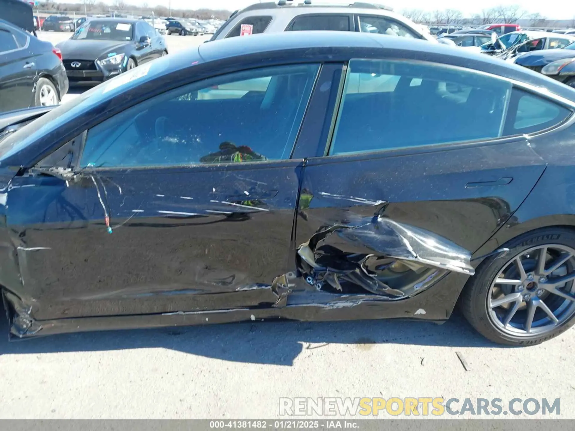 13 fotografías del automóvil dañado 5YJ3E1EA9MF854398 TESLA MODEL 3 2021