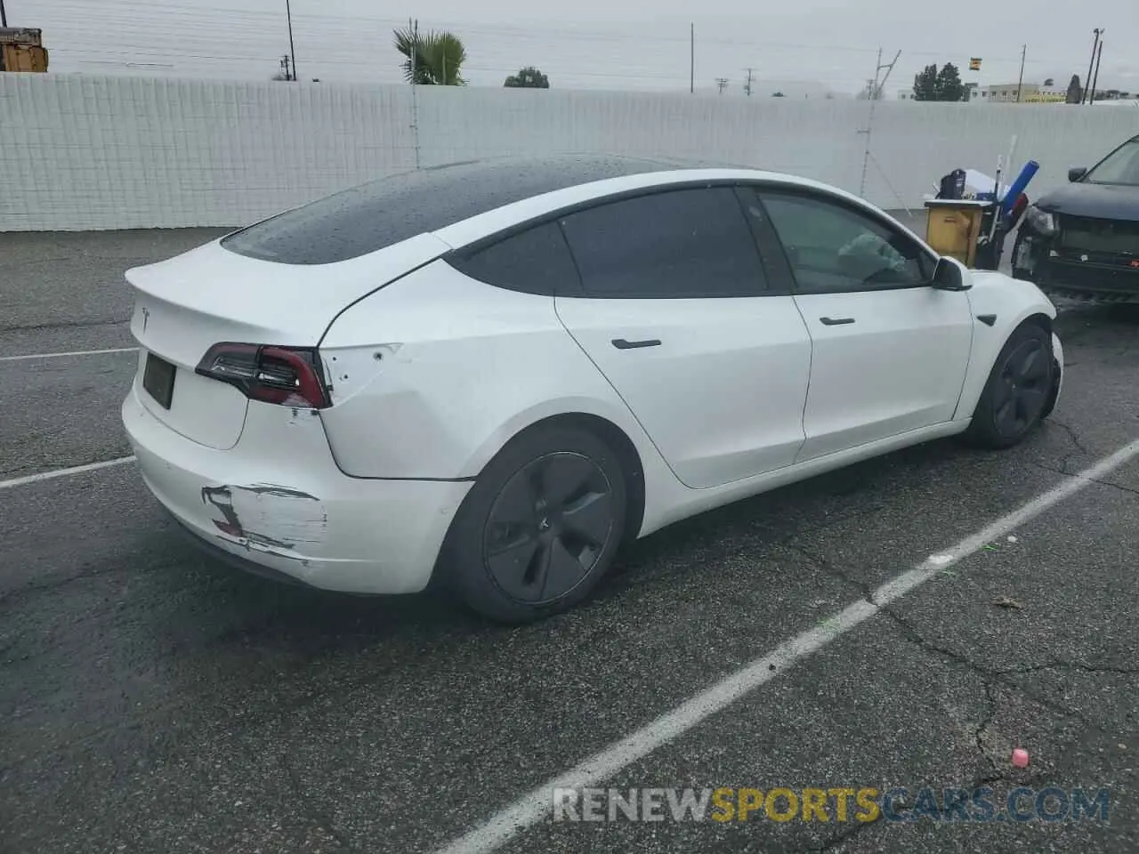 3 fotografías del automóvil dañado 5YJ3E1EA9MF929634 TESLA MODEL 3 2021