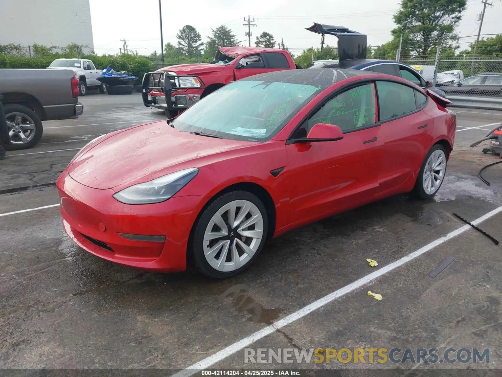2 fotografías del automóvil dañado 5YJ3E1EAXMF017773 TESLA MODEL 3 2021