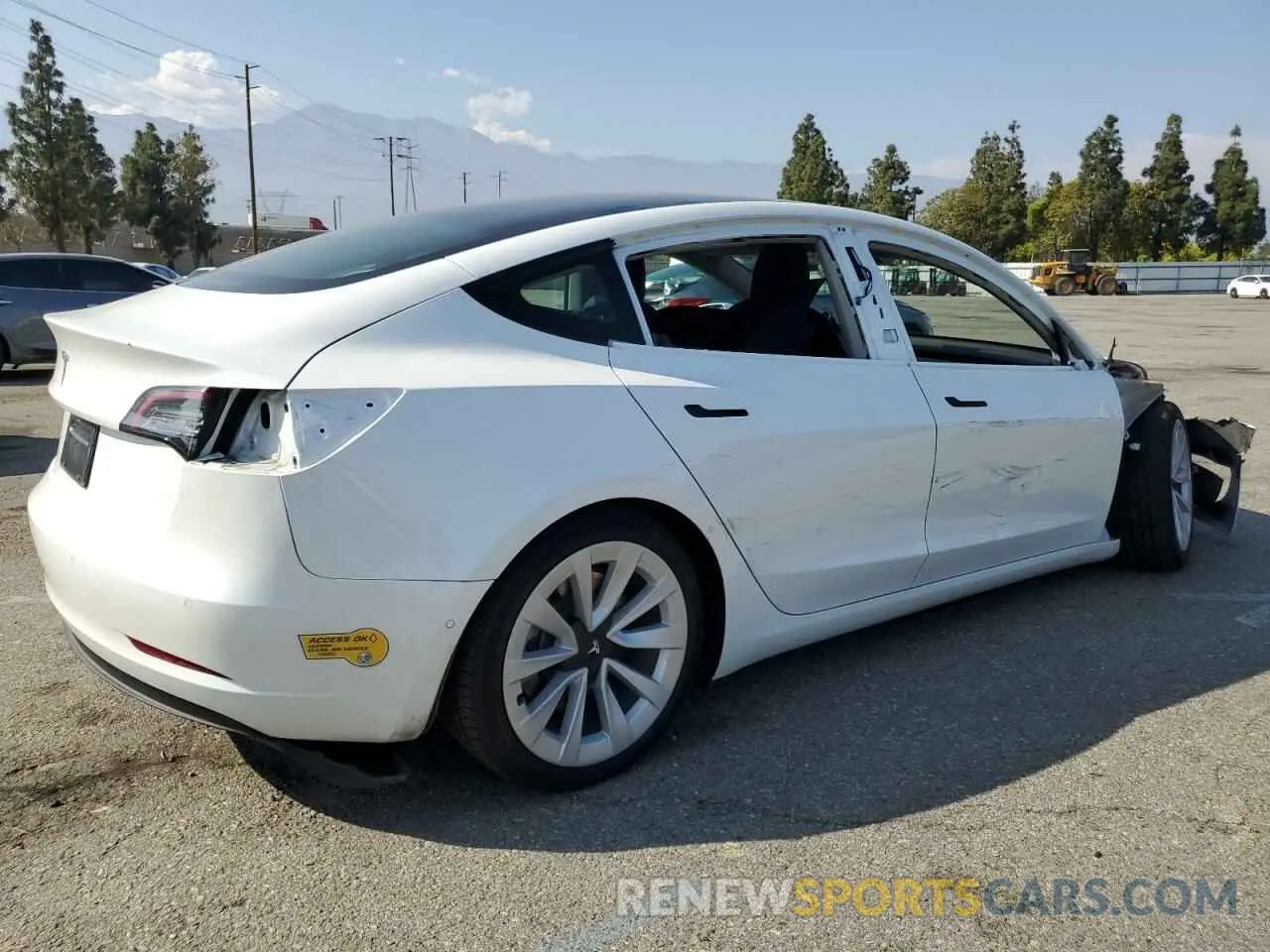 3 fotografías del automóvil dañado 5YJ3E1EAXMF068402 TESLA MODEL 3 2021