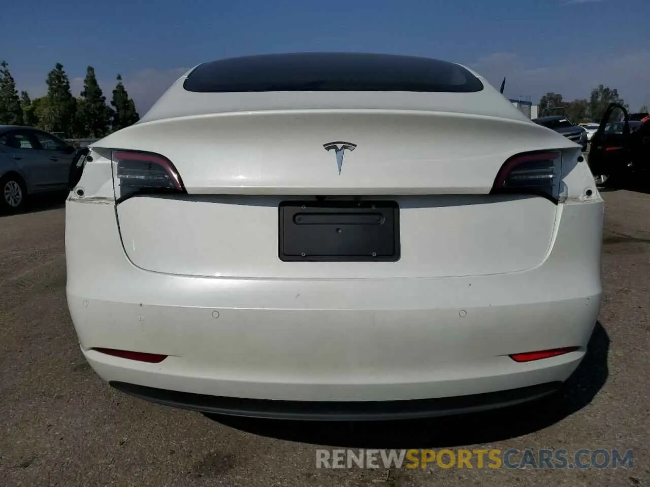 6 fotografías del automóvil dañado 5YJ3E1EAXMF068402 TESLA MODEL 3 2021