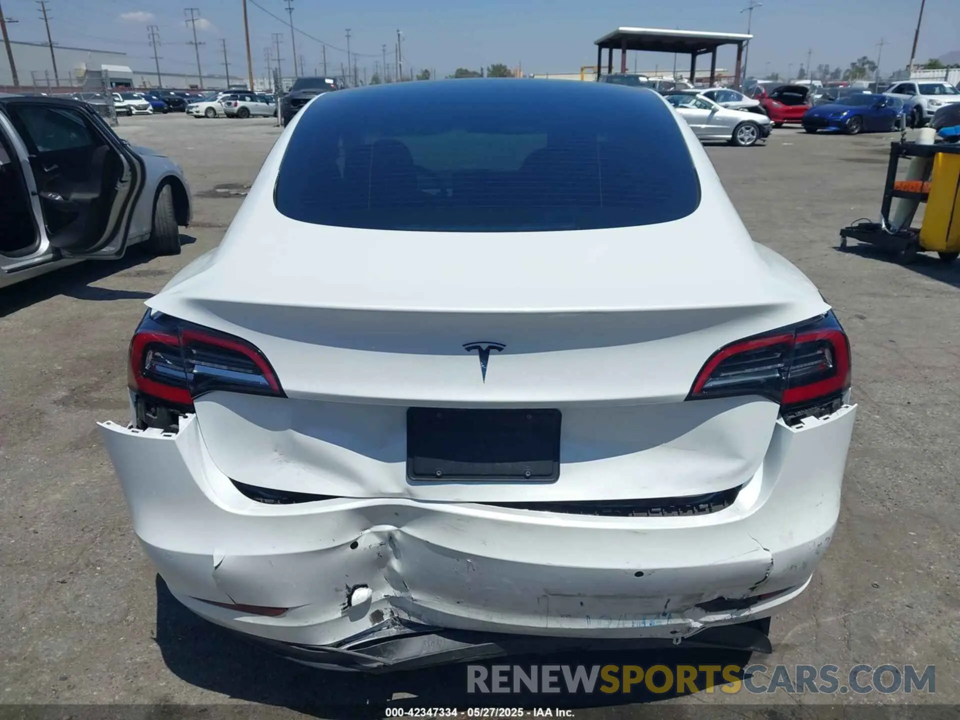 16 fotografías del automóvil dañado 5YJ3E1EAXMF089282 TESLA MODEL 3 2021