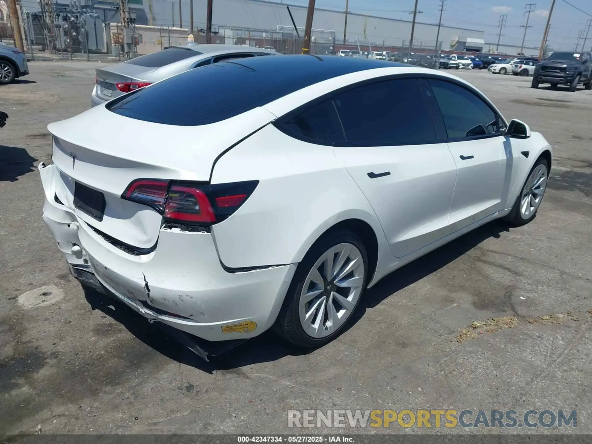 4 fotografías del automóvil dañado 5YJ3E1EAXMF089282 TESLA MODEL 3 2021