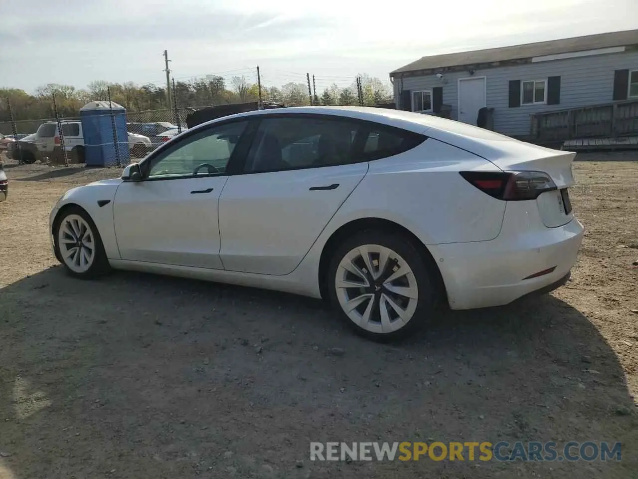 2 fotografías del automóvil dañado 5YJ3E1EAXMF870285 TESLA MODEL 3 2021