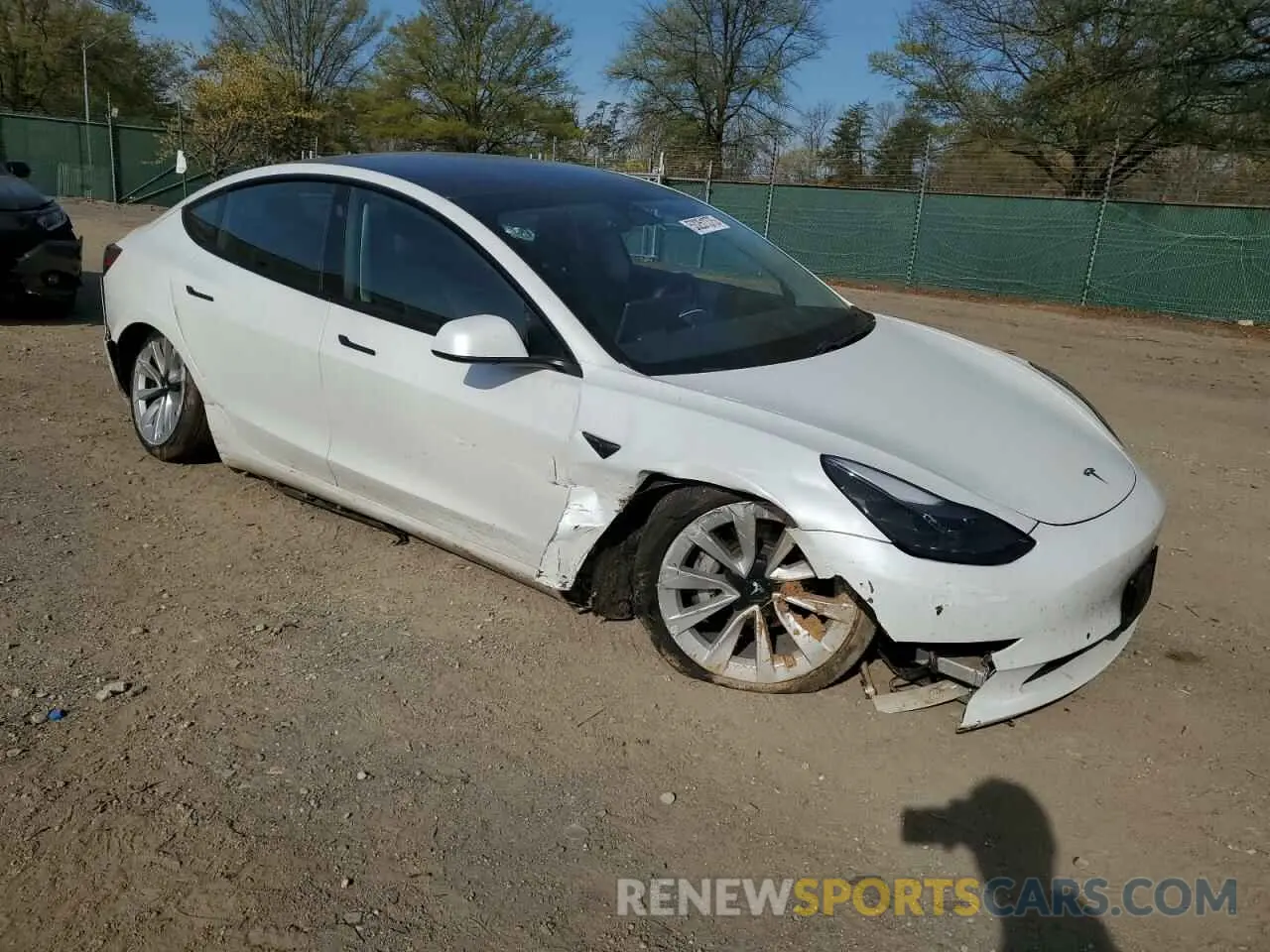 4 fotografías del automóvil dañado 5YJ3E1EAXMF870285 TESLA MODEL 3 2021