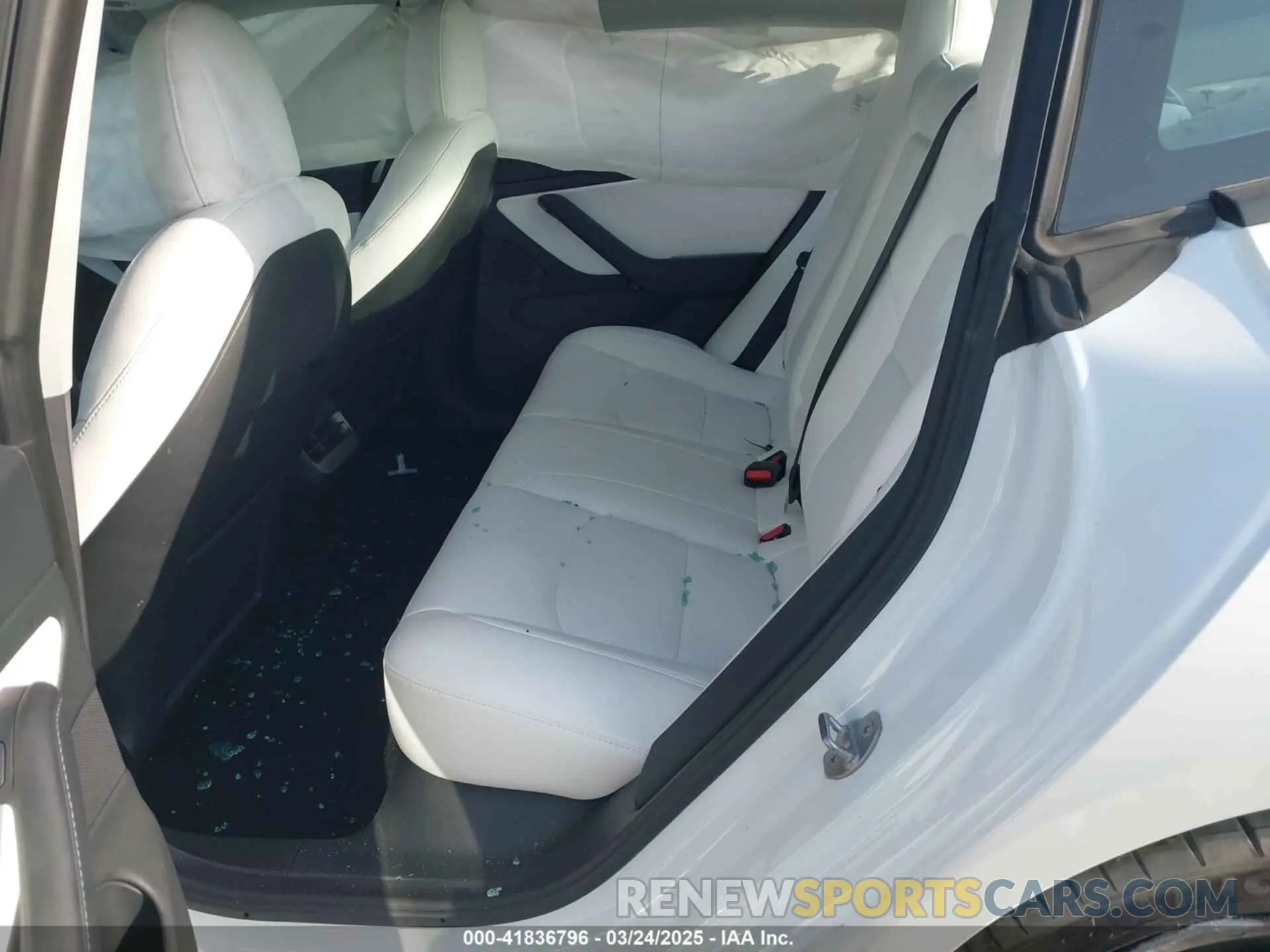 8 fotografías del automóvil dañado 5YJ3E1EAXMF908601 TESLA MODEL 3 2021