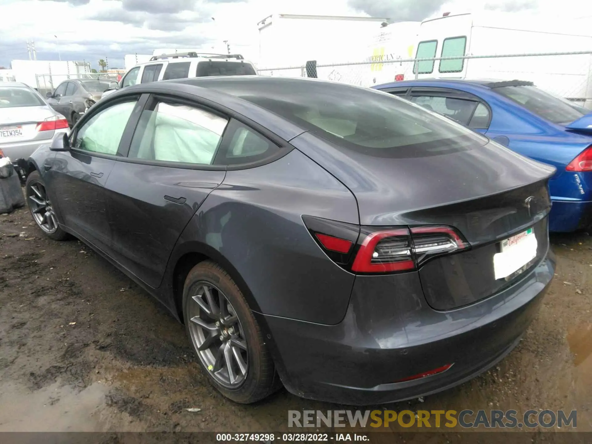 3 fotografías del automóvil dañado 5YJ3E1EAXMF930209 TESLA MODEL 3 2021