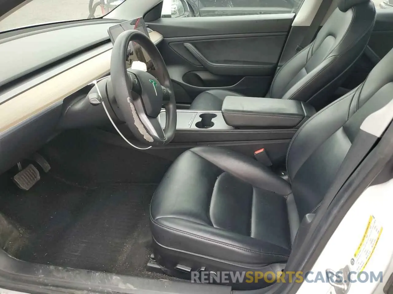 7 fotografías del automóvil dañado 5YJ3E1EAXMF940500 TESLA MODEL 3 2021